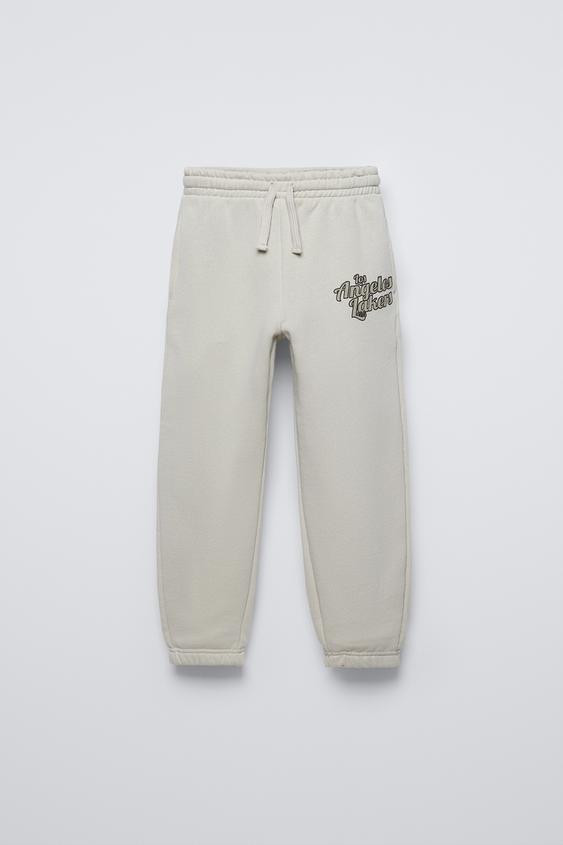LOS ANGELES LAKERS NBA © JOGGERS | Zara US
