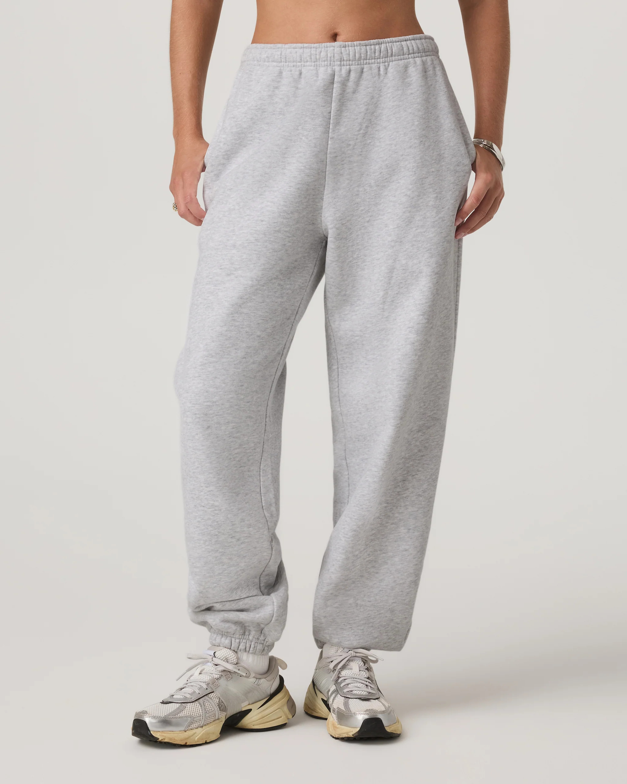 Restore Classic Sweatpant-Long | Vuori Clothing (US & Canada)