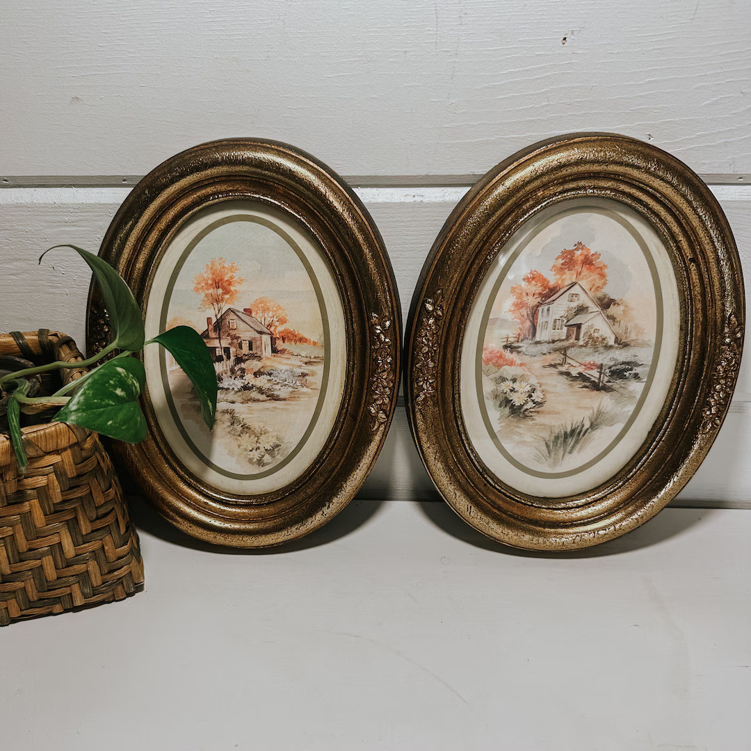 Vintage Oval Gold Frame Wall Hangings Cottagecore - Etsy | Etsy (US)