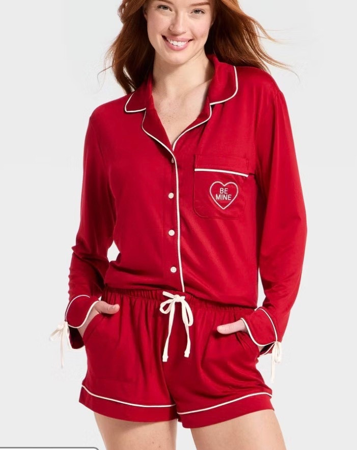 Love the embroidered pocket on these pjs! $30

#valentinesday #valentinesdaypajamas #valentinesdaypjs #galentines #targetfashion #pajamas #pjsets #LTKunder50