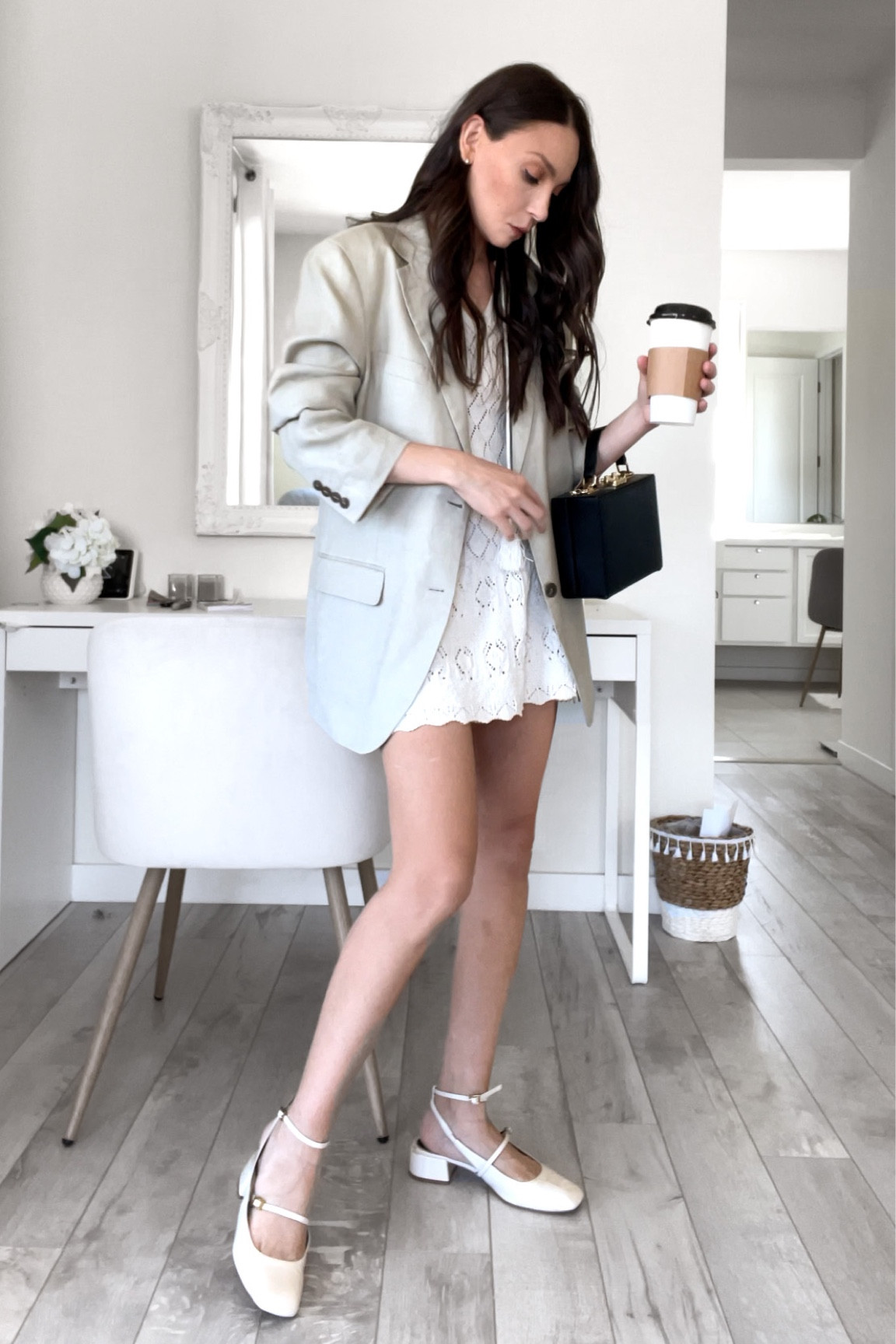 Oversized beige blazer outfit ☕️

Beige outfit
Beige knit dress
Sling back shoes
Mary Jane shoes 

#LTKFind #LTKstyletip #LTKworkwear