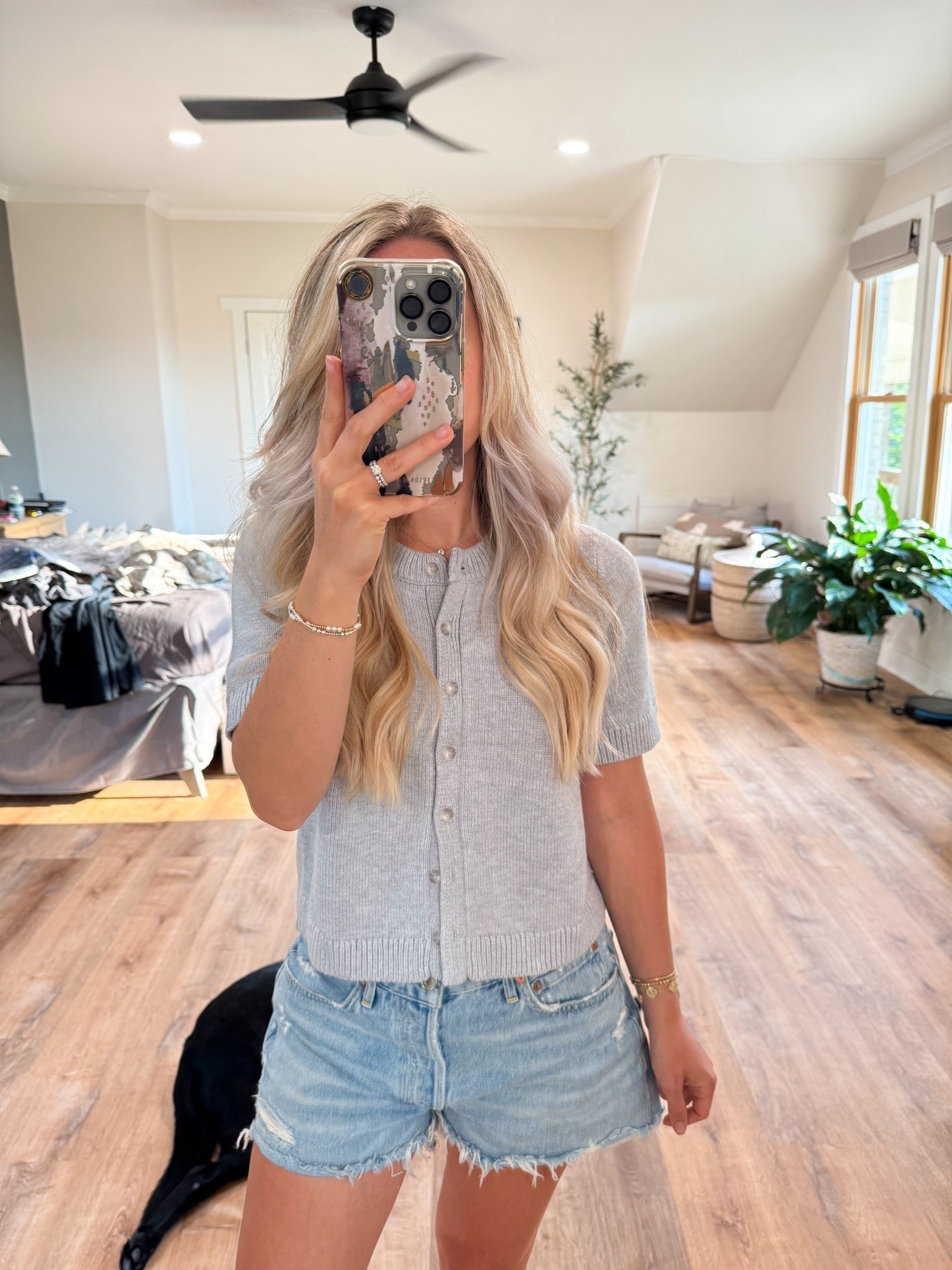 Short sleeve crew cardigan sweater, size XS

#LTKFindsUnder50 #LTKStyleTip