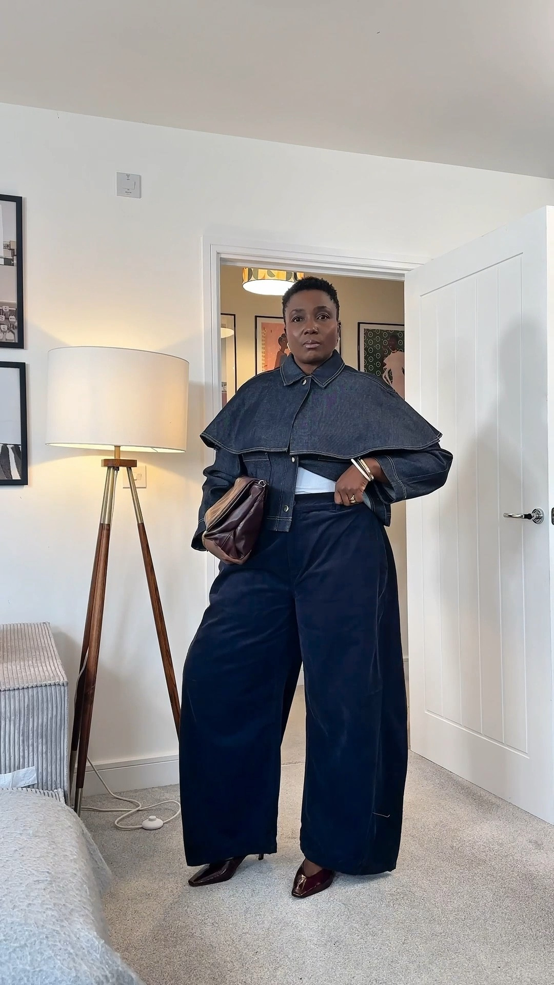 Structured. Textured. Effortless. 🤍

Styling the H&M cape denim jacket with corduroy barrel trousers for a sleek, confident fall look.

I love how the soft corduroy balances the structure of the denim an elevated take on minimal dressing that still feels wearable day to night.

Perfect for fall layers, capsule wardrobes, and anyone into that quiet luxury meets high-street chic vibe.

✨ Outfit Details:
– H&M Cape Denim Jacket
– Corduroy Barrel Pants
– Burgundy Clutch + Heels
– White Tank Base

#HMStyle #ShopLTK #LTKFashion #LTKFall #FallOutfitInspo #MinimalChic #ModernMinimalism #EffortlessStyle #ElevatedBasics #CapsuleWardrobe #QuietLuxury #StructuredDenim #CorduroyTrend #FallStyleEdit #HighStreetStyle #OOTD #ChicAndComfy #MonochromeOutfit #TexturedLayers


#LTKuk #LTKplussize #LTKmodest