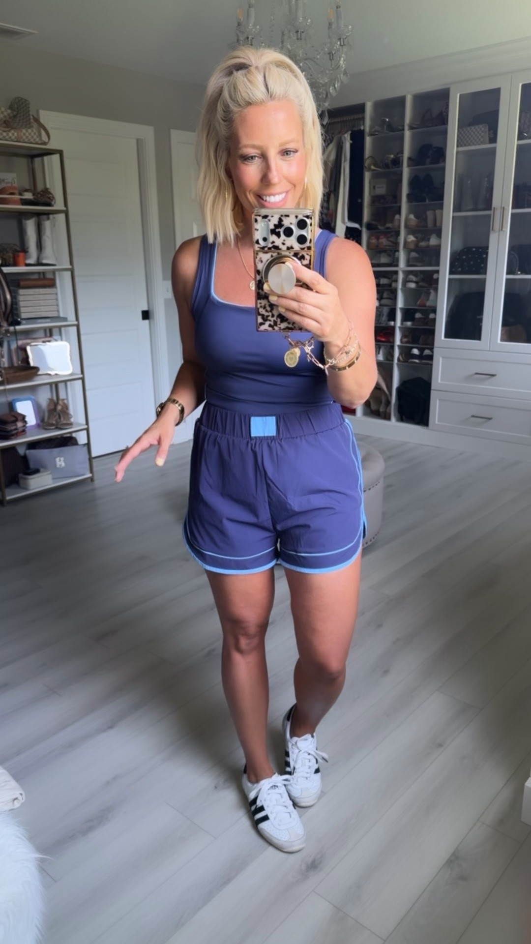 Romper size medium

#LTKSaleAlert #LTKootd #LTKmomlife