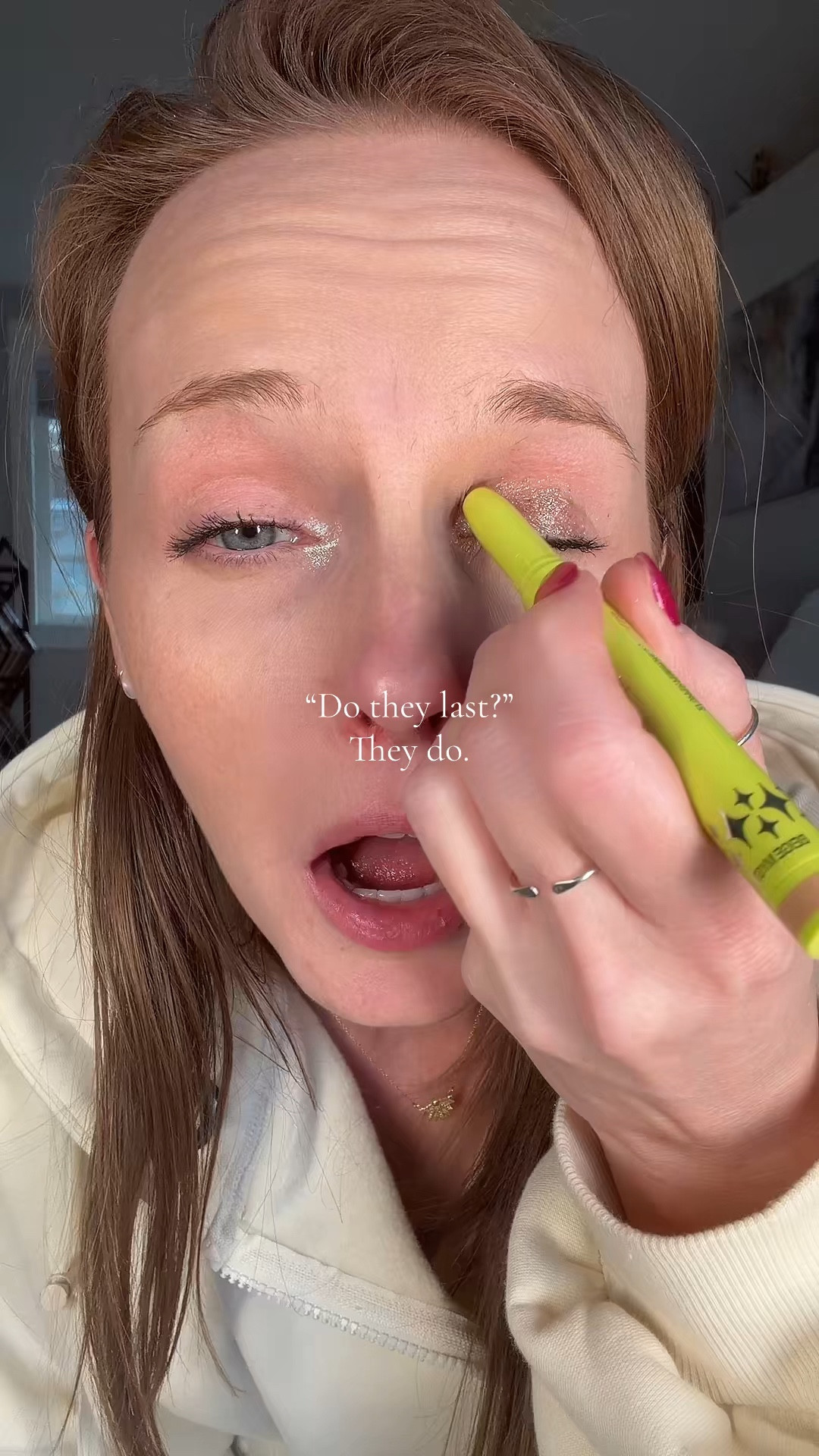 Your eyeshadow will be done in one swipe and it’ll be sparkly! #Eyeshadow ￼

#LTKBeauty #LTKOver40 #LTKSaleAlert