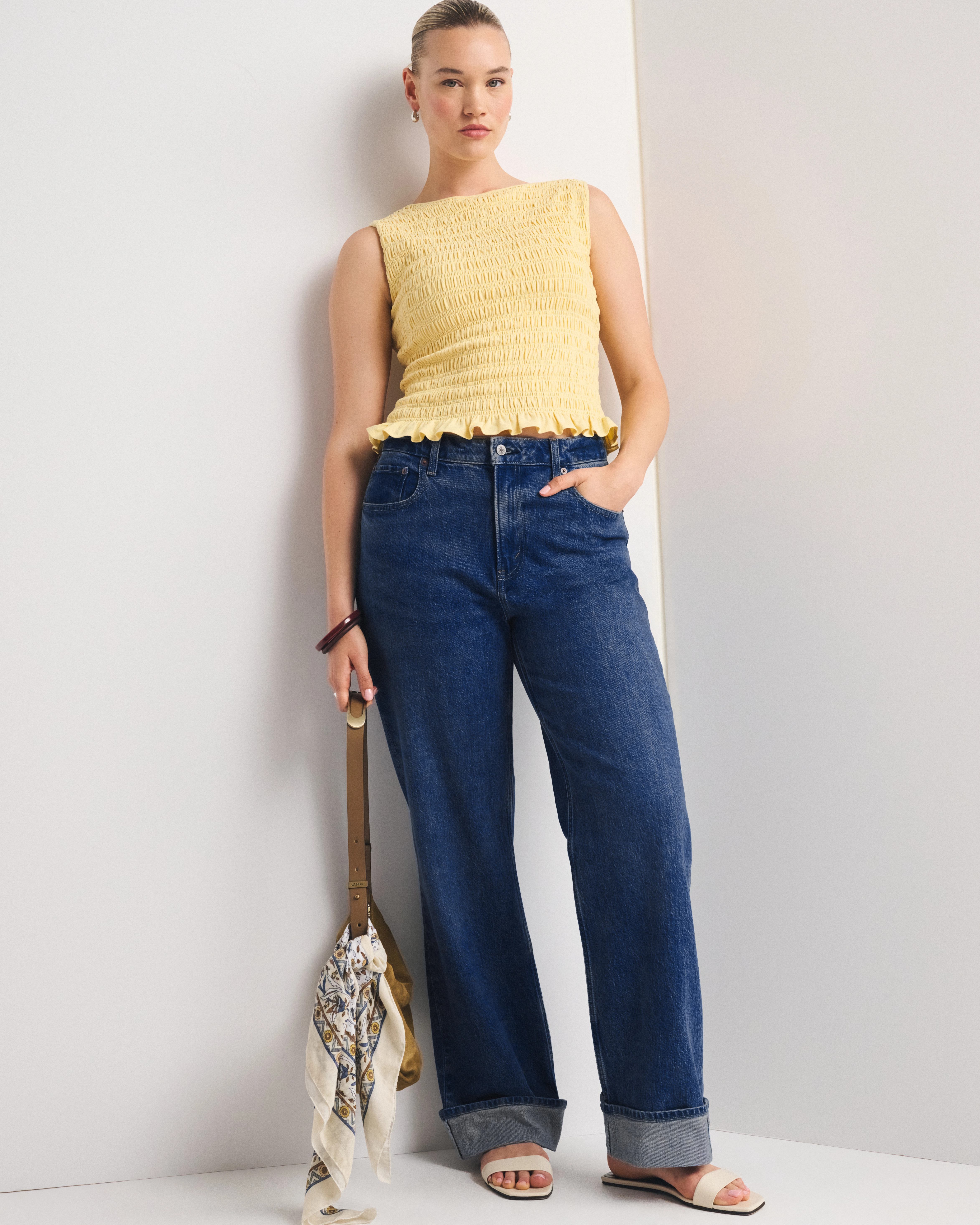 Curve Love High Rise 90s Relaxed Jean | Abercrombie & Fitch (US)