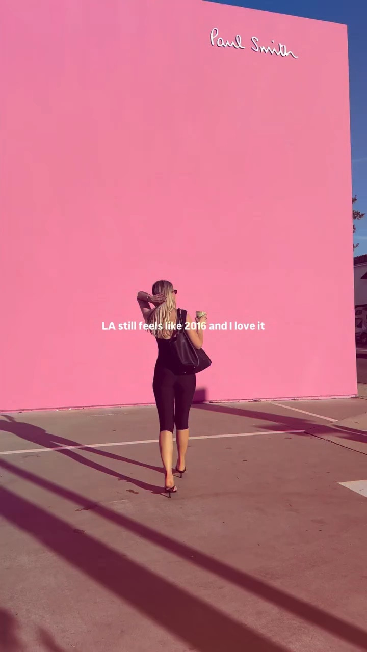 Living out my 2016 LA dreams 🌴💓

#laaesthetic #2016aesthetic #2016goals #losangeles #lalife