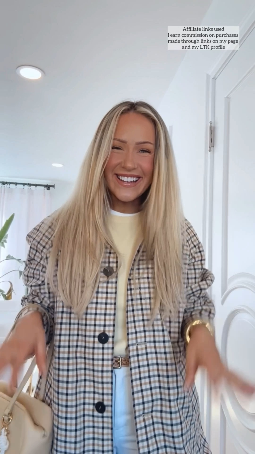 Spring outfits

Zara plaid jacket trench coat
J.Crew white jeans
Yellow tshirt
Yellow purse
Cute casual outfits 
Weekend style 