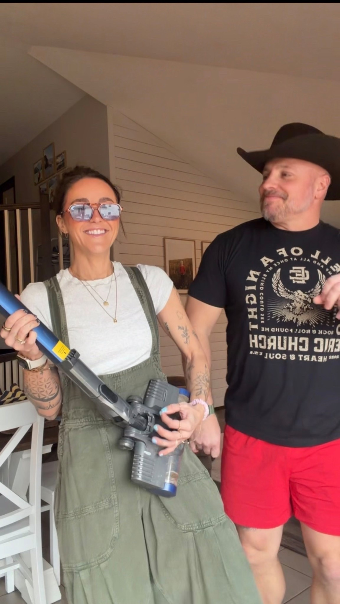 Outfit 
Overalls: small 
Linked Amazon version too! 

#LTKmomlife #LTKootd #LTKgrwm