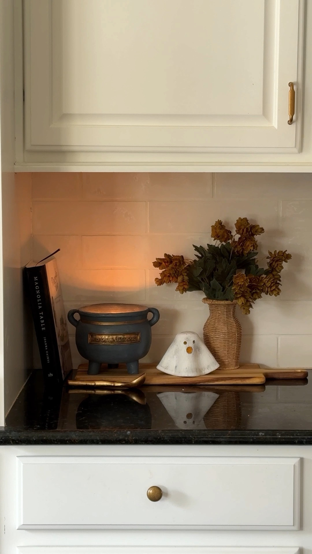 Fall Kitchen Styling 🍂👻

Use code JOY15 for 15% off of the ghost votive & woven vase and any other Mud Pie items 

#fallhomedecor #falldecor #halloweendecor #fallkitchen 

#LTKHome #LTKFindsUnder50 #LTKSeasonal