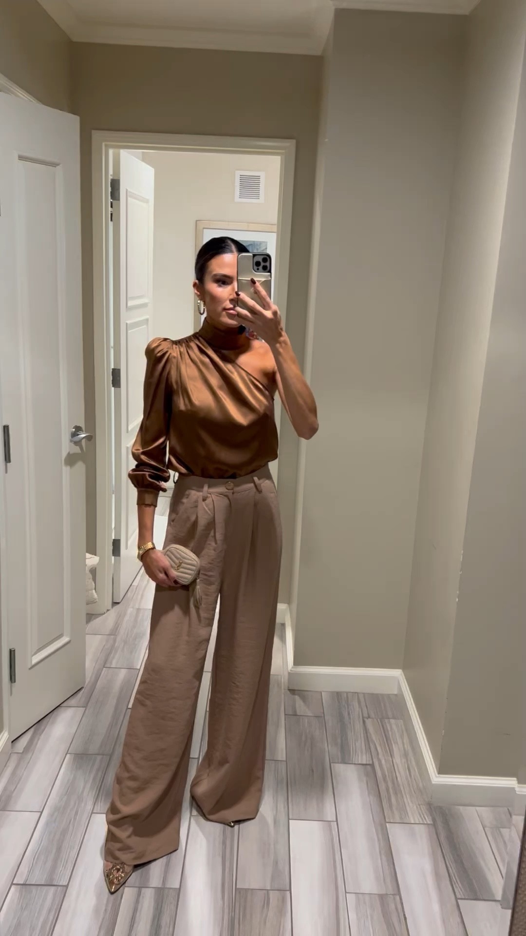 My outfit for speaking at the LTK Conference 🤎 

Sizing:
Blouse: XS
Pants: XS

Fall style; fall outfit; fall fashion; work outfit; monochromatic look; amazon fashion; shopbop

#LTKCon #LTKworkwear #LTKstyletip