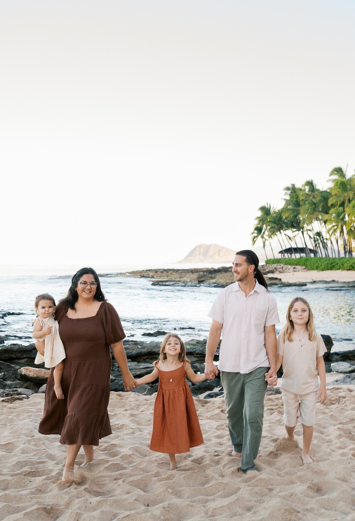 Outfits we wrote for family photos in Oahu, Hawaii 🌺

Disney Aulani Outfits | Coastal Outfits | Family Beach Photos | Hawaii Family Photos 

#LTKMens #LTKTravel #LTKMidsize