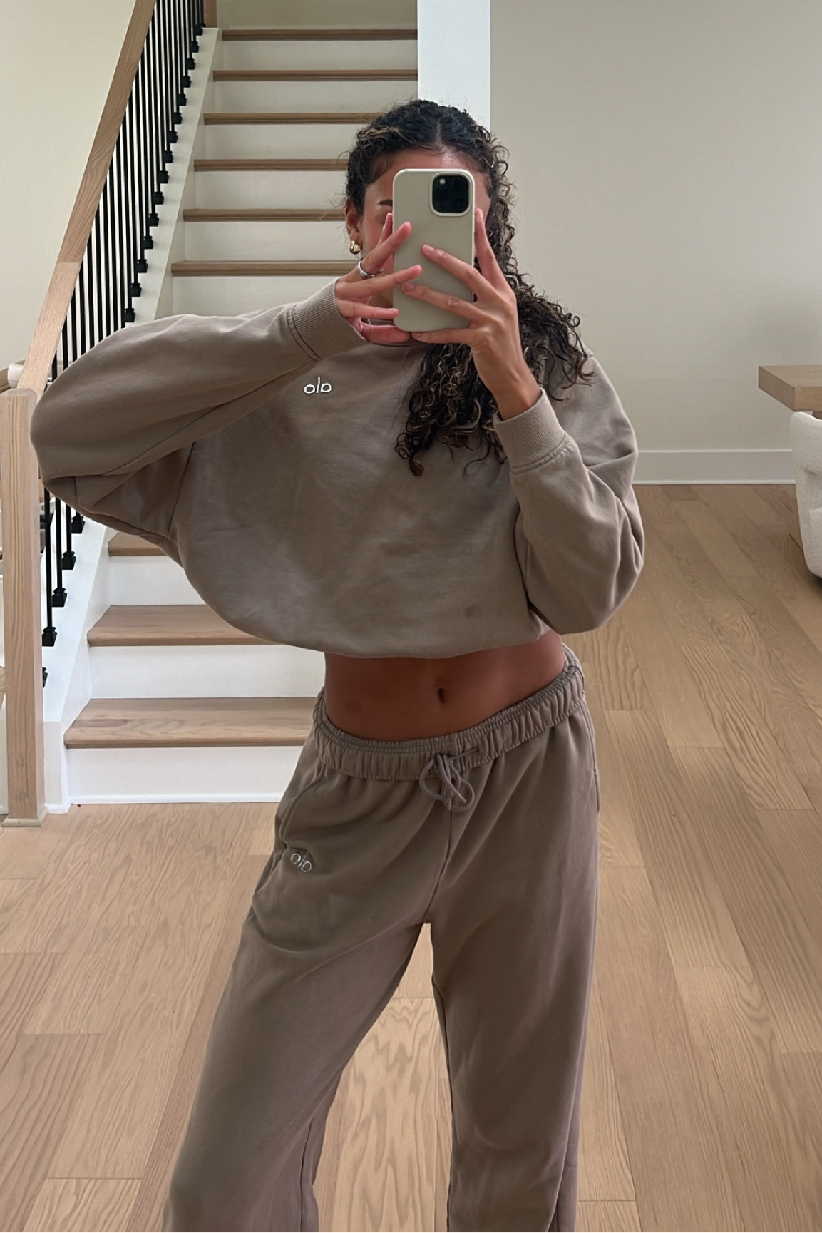 alo sweatsuit 

#LTKSeasonal #LTKNYFW #LTKFallSale