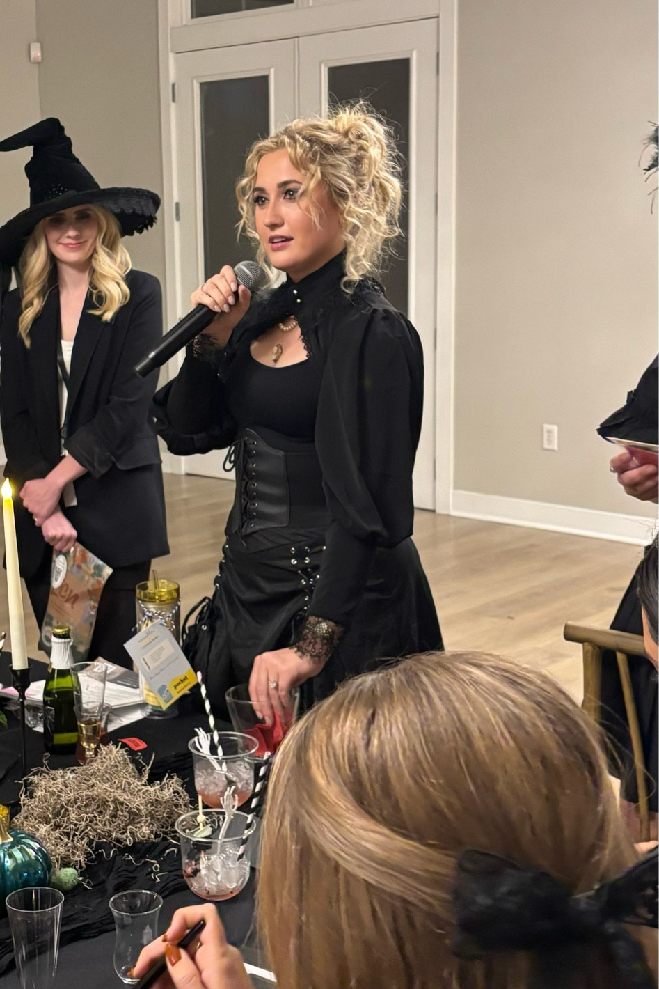 WEALTHY WITCHES OUTFIT