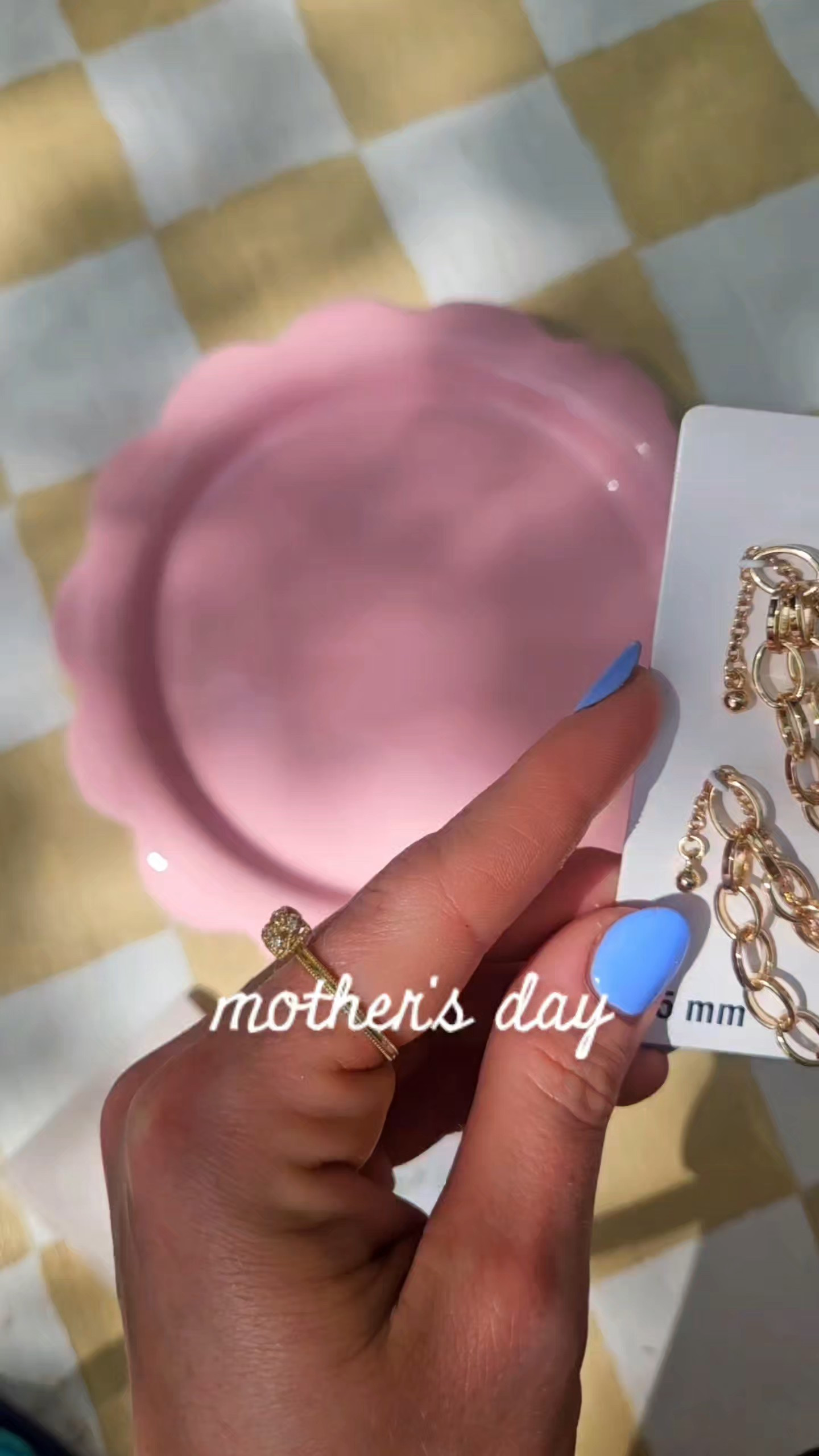 Mother's day charm bracelet DIY 🌸😍

#LTKMothersDay #LTKmomlife #LTKKids