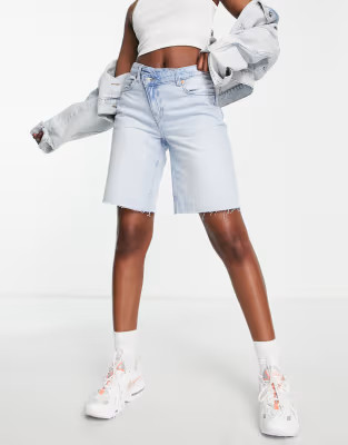 Weekday organic cotton Zen denim short in pale blue | ASOS (Global)