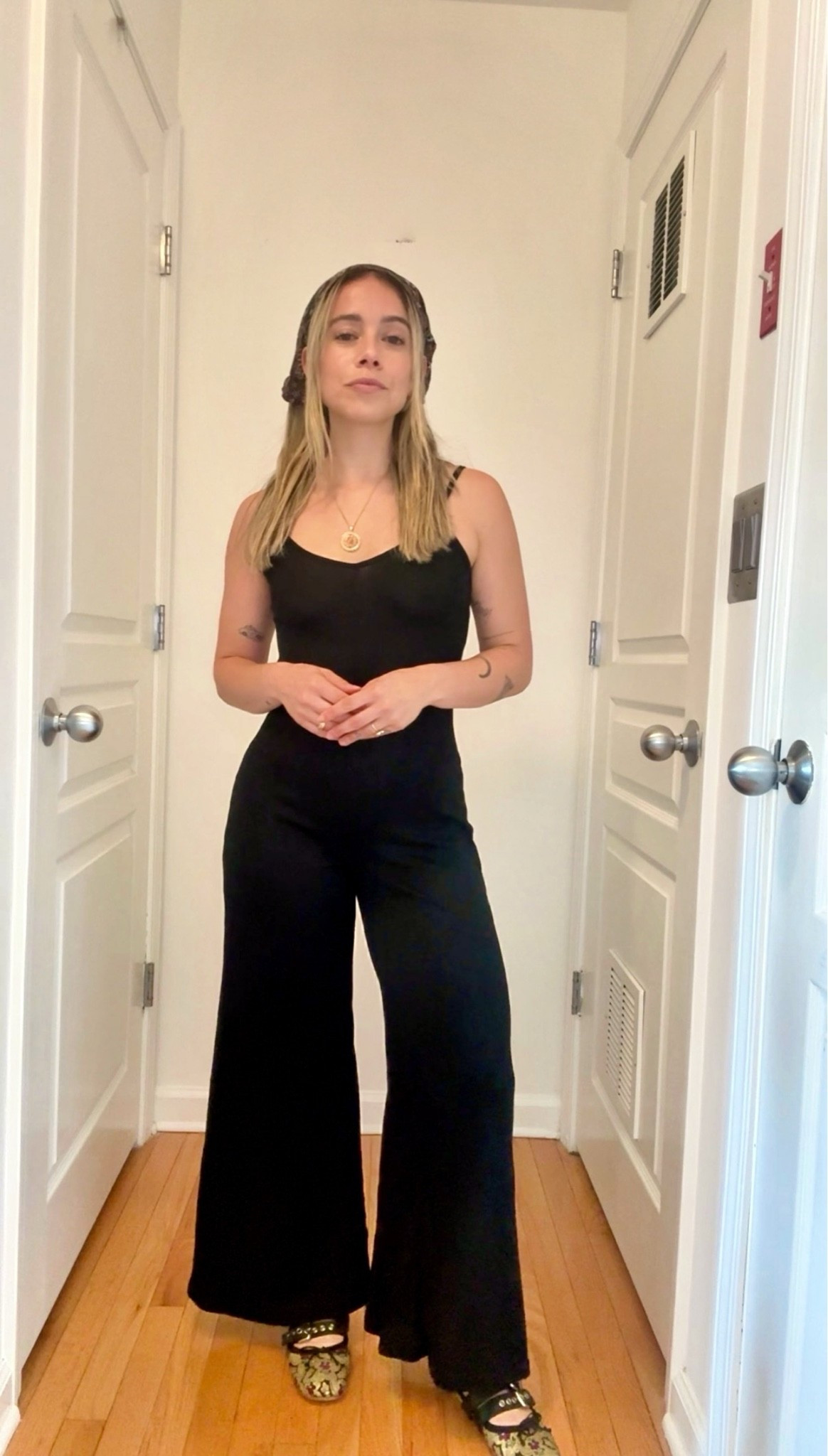Sarah Wasilak’s outfit from Dinner for Shoes episode 97, Shoe Therapy with Aditi Shah

Jumpsuit: H&M
Headscarf: Free People
Shoes: Miu Miu
Jewelry: Astrid & Miyu

#LTKootd #LTKPetite #LTKgrwm