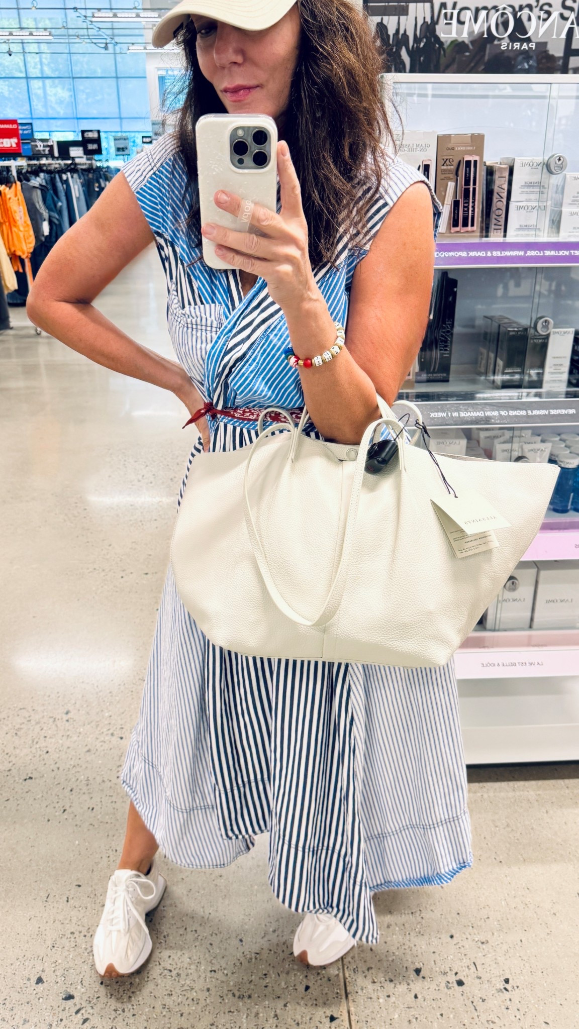 I’ve always loved this bag and it’s available in 3 colors too
Tan and black too 

#LTKTravel #LTKFallSale #LTKWorkwear