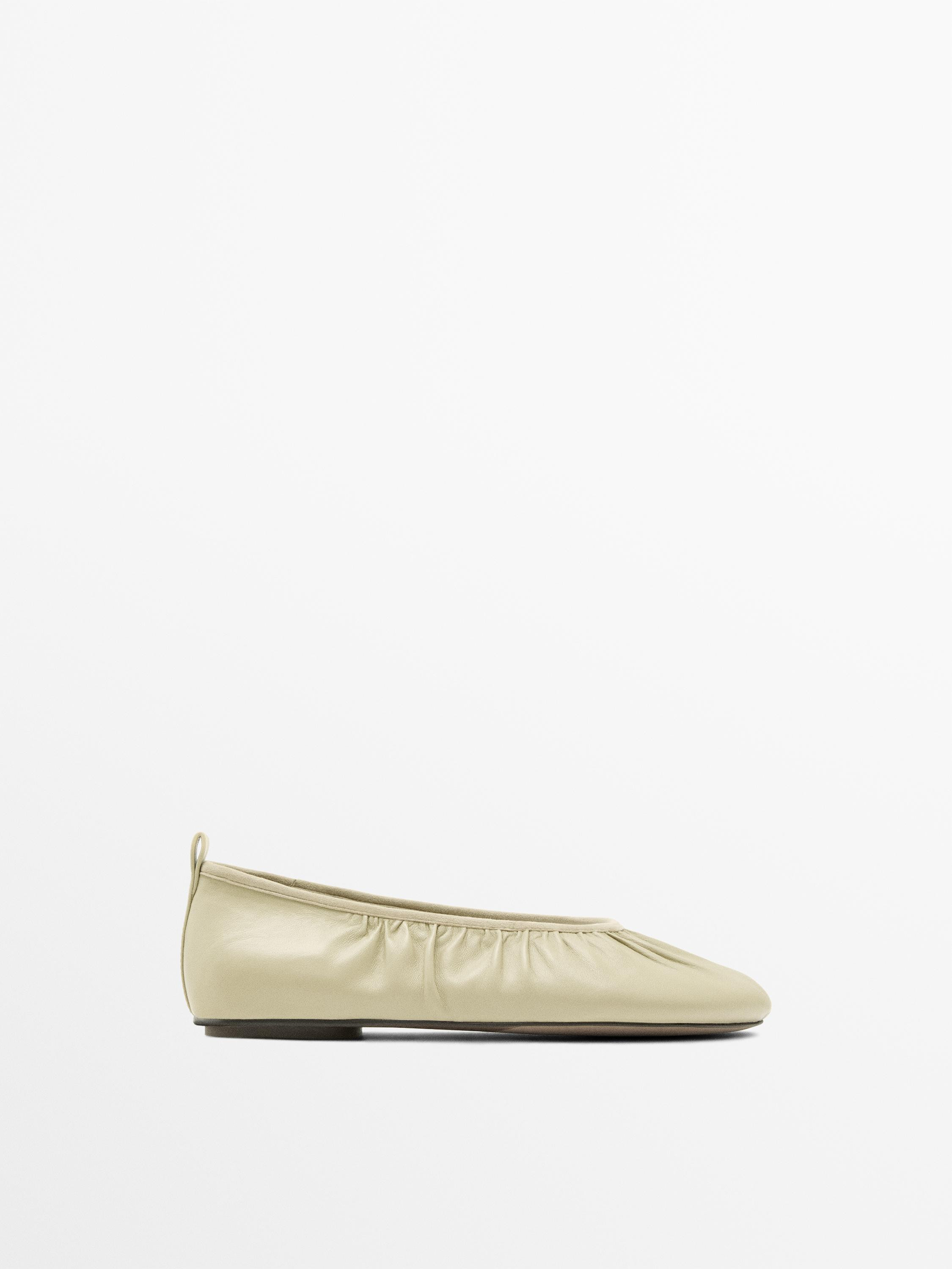 Soft leather ballet flats with gathered detail | Massimo Dutti US