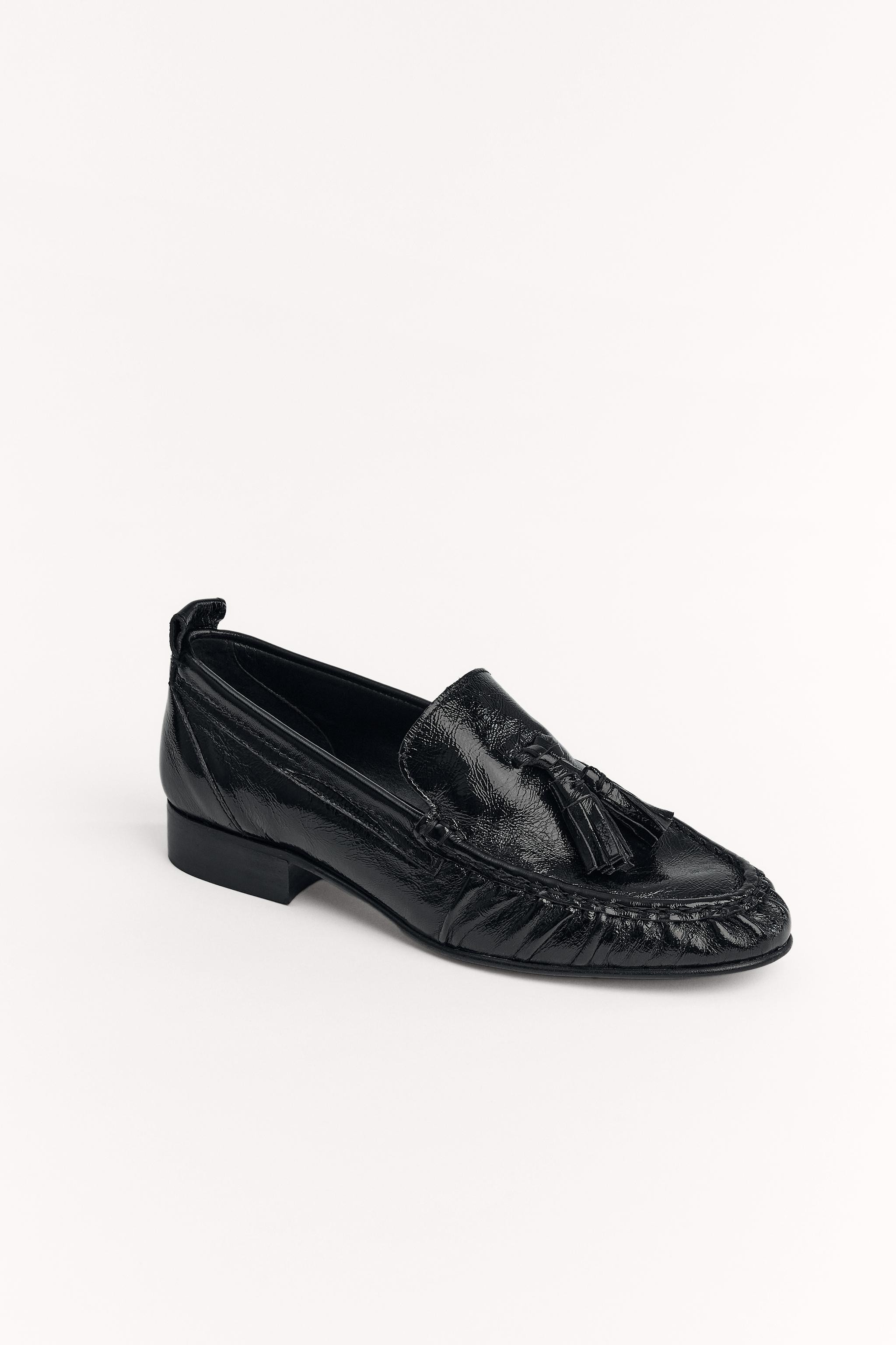 GATHERED TASSEL LEATHER LOAFERS | Zara US