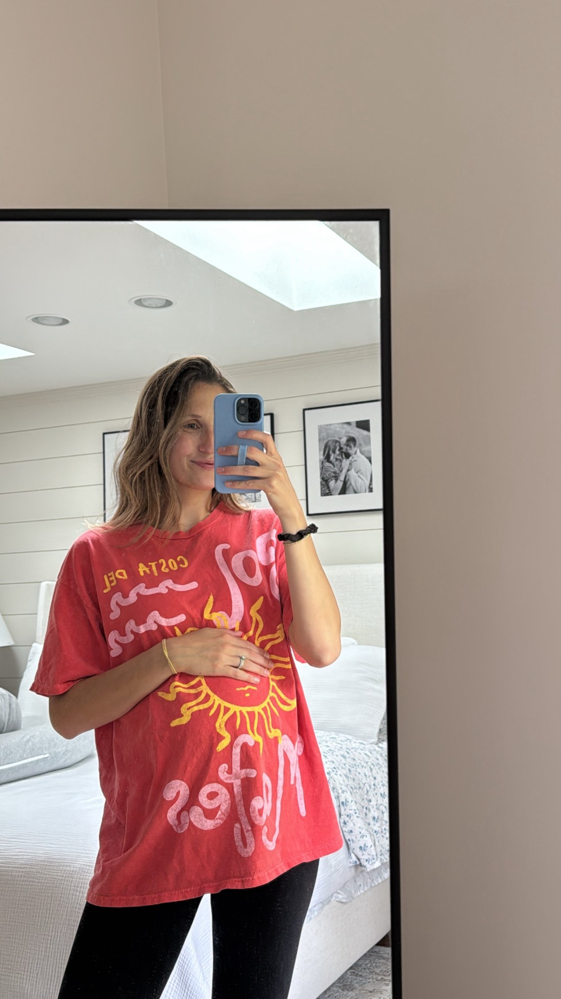 Oversized tee 🌞🍒 


Maternity outfits// mom outfits// ootd

#LTKStyleTip #LTKBump