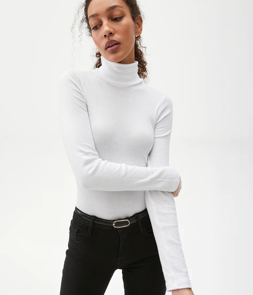 Clarine Shine Turtleneck | MichaelStars.com