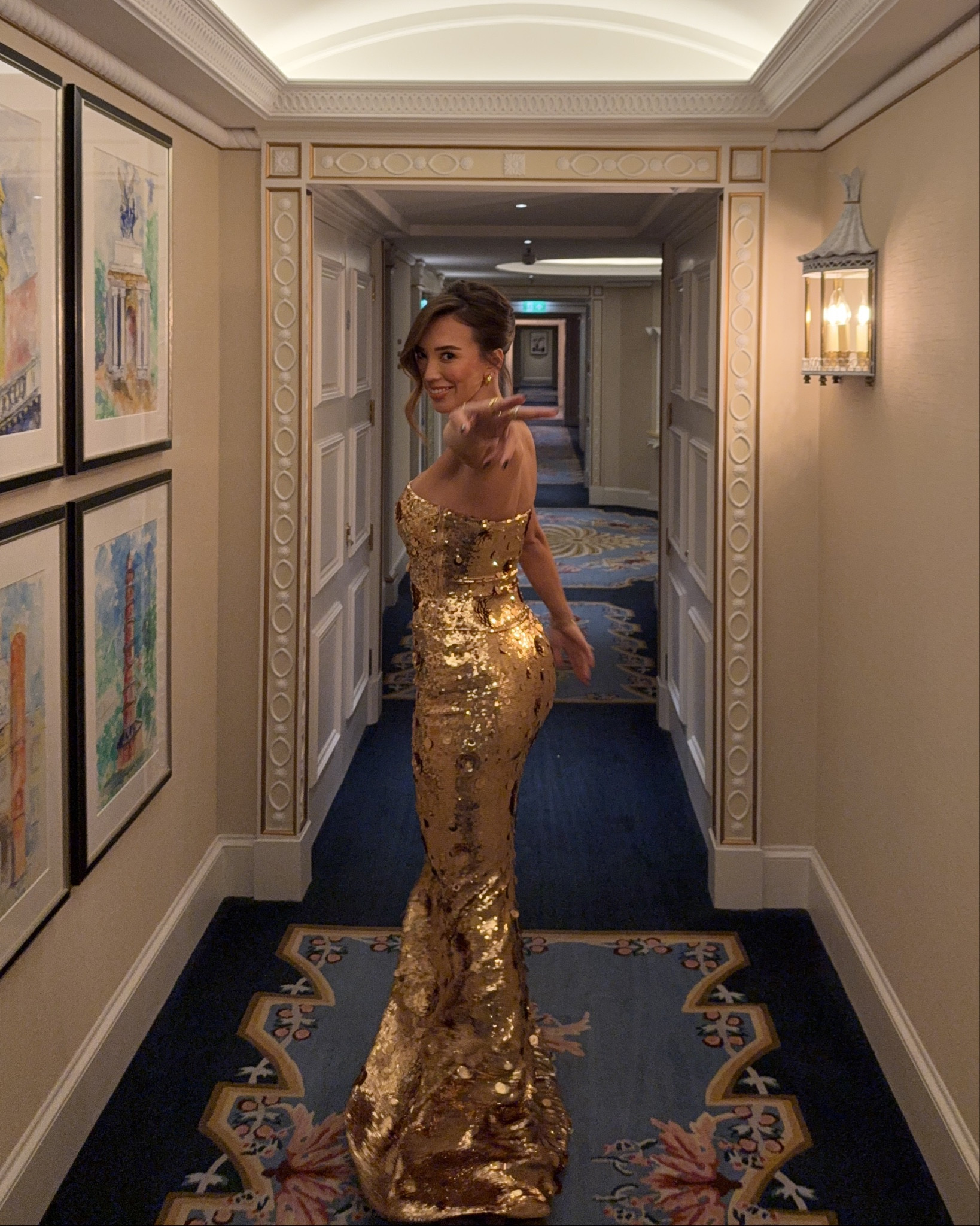 Golden⭐️

#LTKwedding #LTKdatenight #LTKkleider