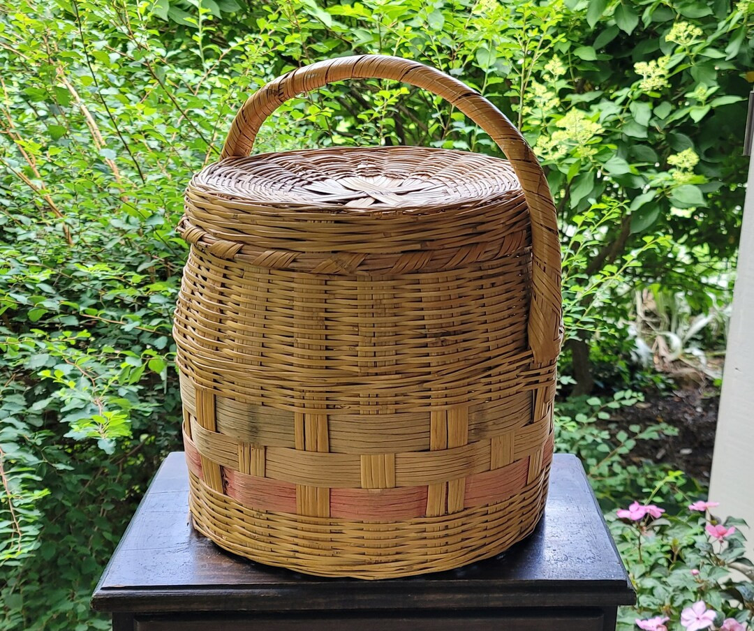 Vintage Large Round Drum Style Storage Basket With Lid and Colorful Bottom Weaving Strips - Etsy | Etsy (US)