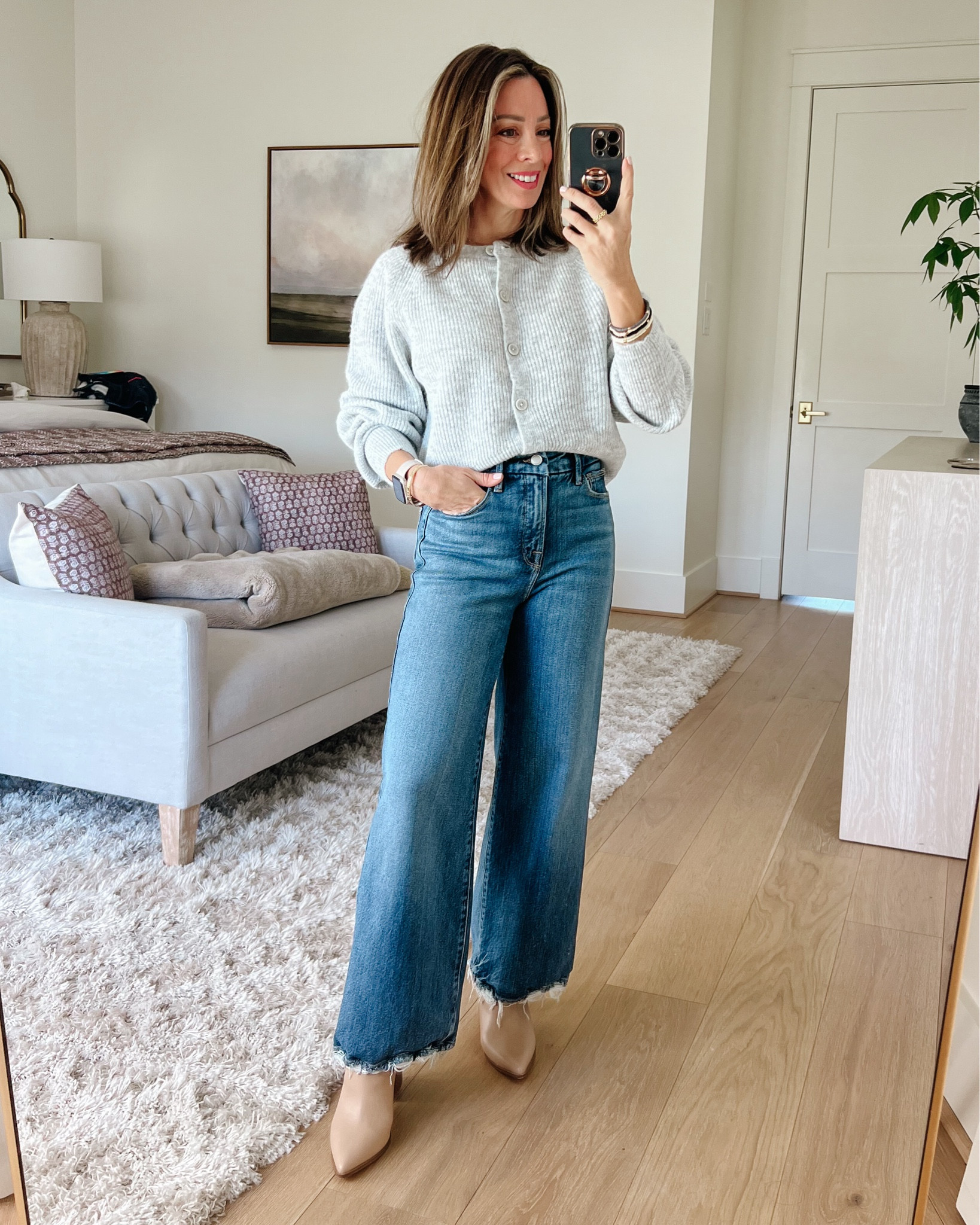 This cardigan is so good 🩶 I paired it with a wide leg jean and bootie, and think it looks so polished while being casual and comfortable! 

Cardigan Fit: I’m wearing an XS

Jeans Fit: I’m wearing a 25 (P.S. these jeans are SO comfortable!) 

Swipe to see the full details and get a closer look✨➡️

#LTKWatchNow #LTKFindsUnder50 #LTKStyleTip