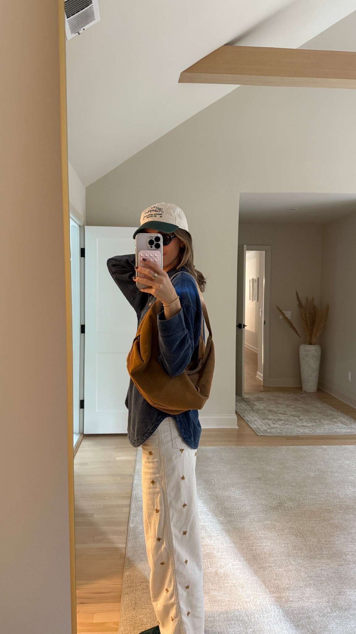 Casual outfit with brown suede + denim. 🐻 💙

#LTKootd #LTKgrwm