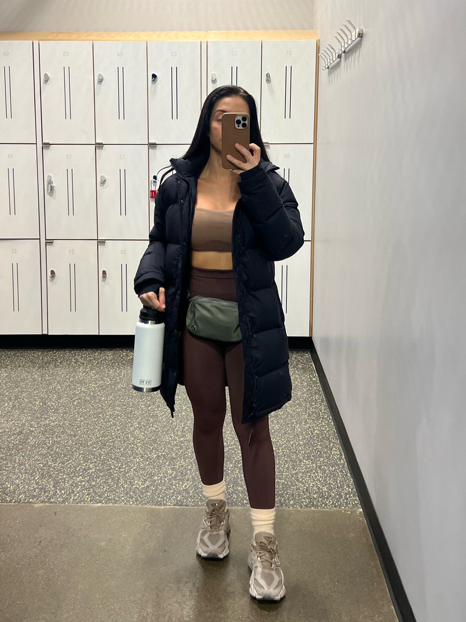 Cold weather gym outfit! Best puffer jacket in the world! #aritzia #athleisure

#LTKGiftGuide #LTKSeasonal #LTKfitness