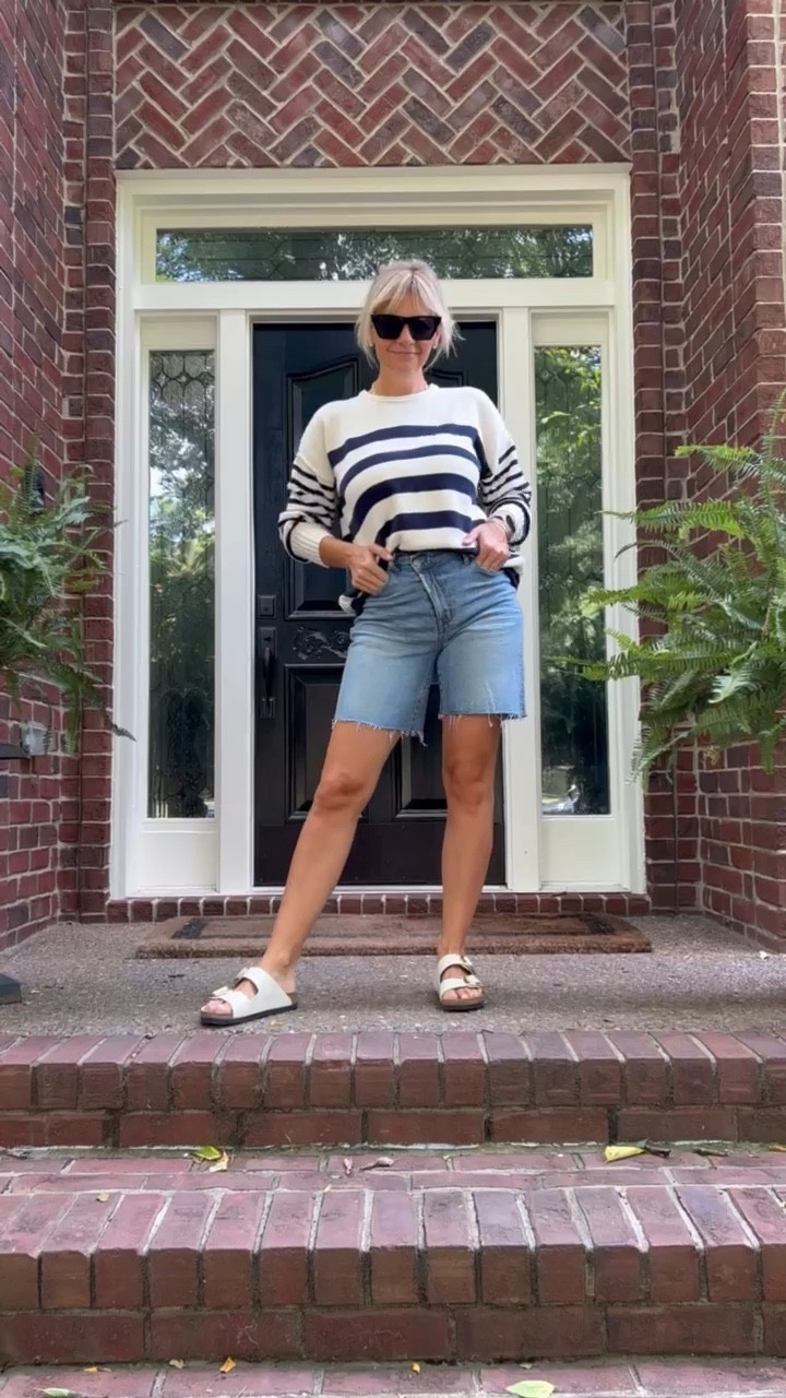 Sweater and jean shorts 🥰🥰

#LTKSeasonal #LTKstyletip #LTKshoecrush