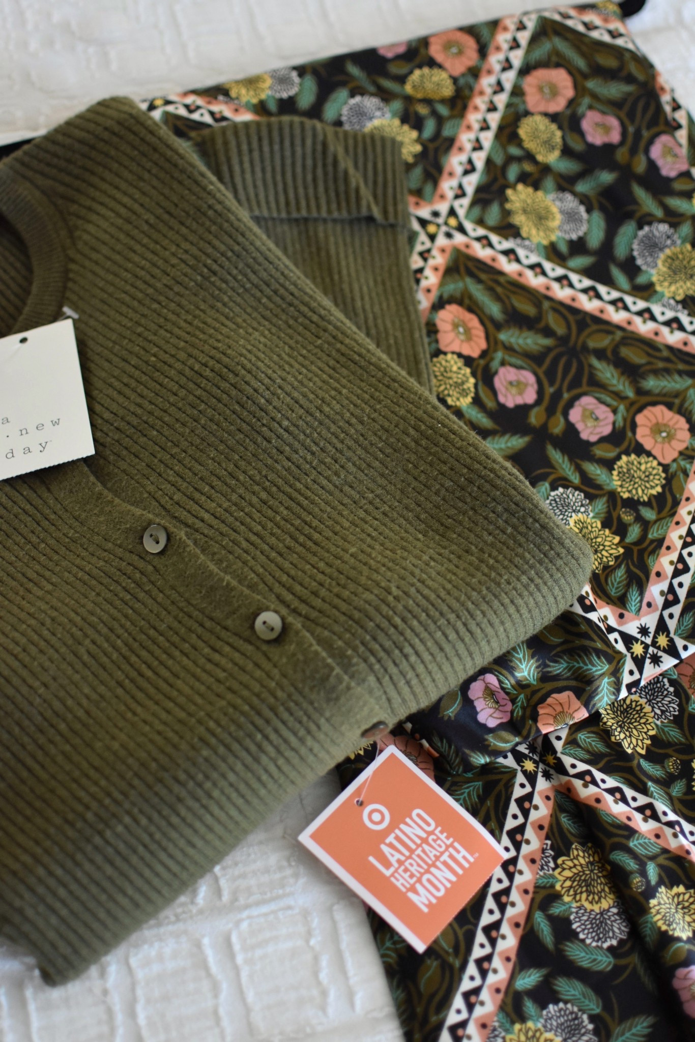 A perfect match 🫒 this cardigan will be so cozy on Thanksgiving  

#LTKHoliday #LTKootd #LTKWorkwear