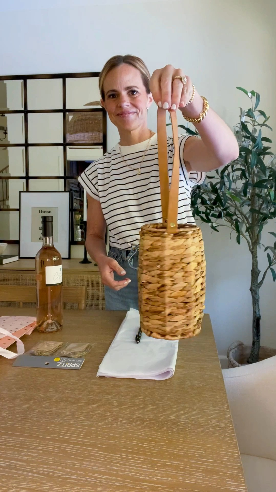 Cutest hostess gift idea! 

If your host doesn’t like wine, bring them sparkling apple cider!! 

#LTKGiftGuide #LTKParties #LTKHome