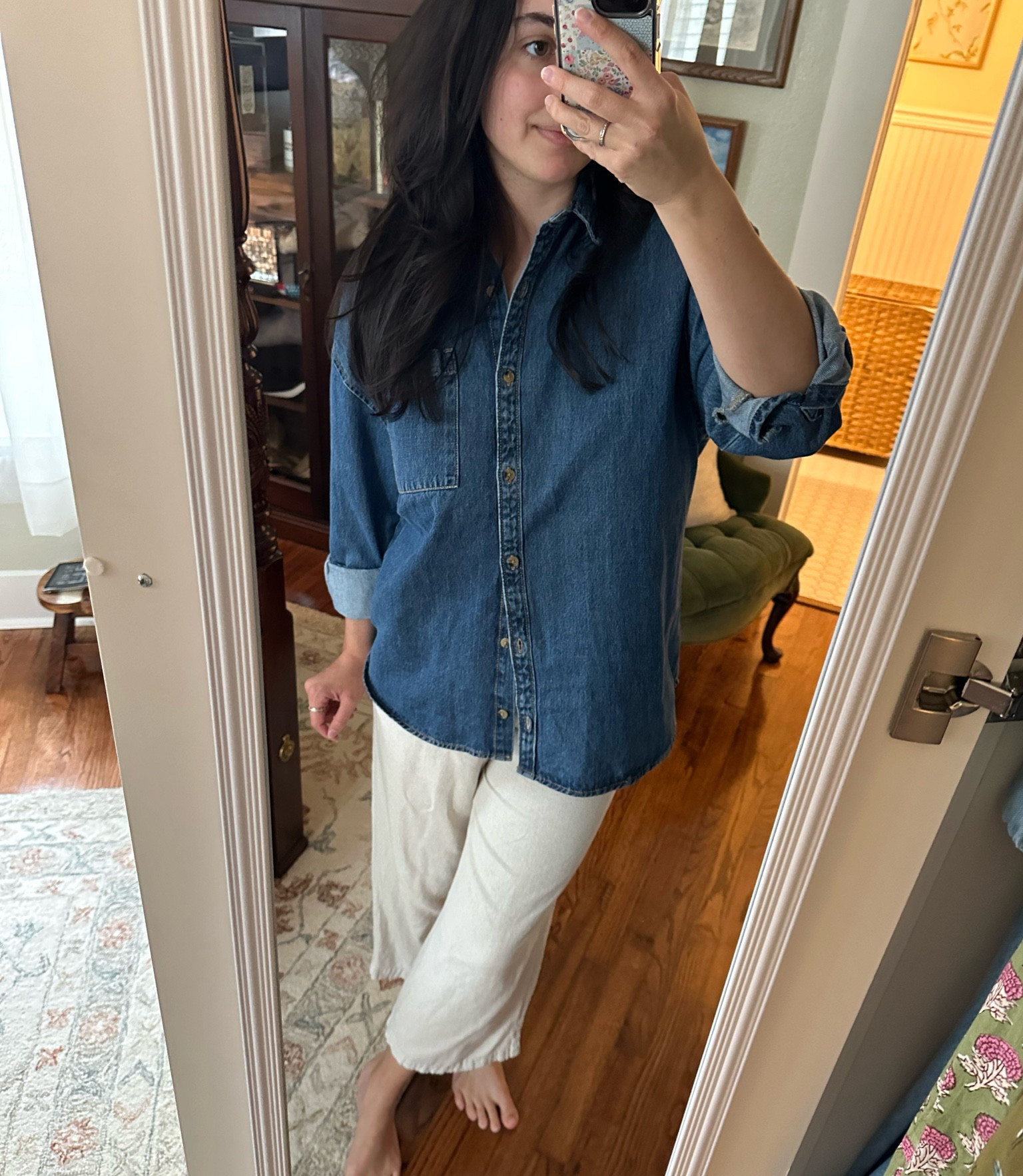 Best quality denim shirt for fall!

#LTKMidsize #LTKSeasonal #LTKFallSale