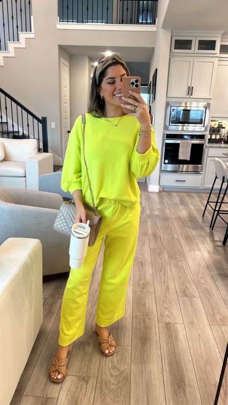 Lovinggggg this neon set from Target! I think I’m going to order it in the hot pink that it comes in as well :) This would be perfect to wear as a travel/vacation outfit if your traveling somewhere tropical

#LTKstyletip