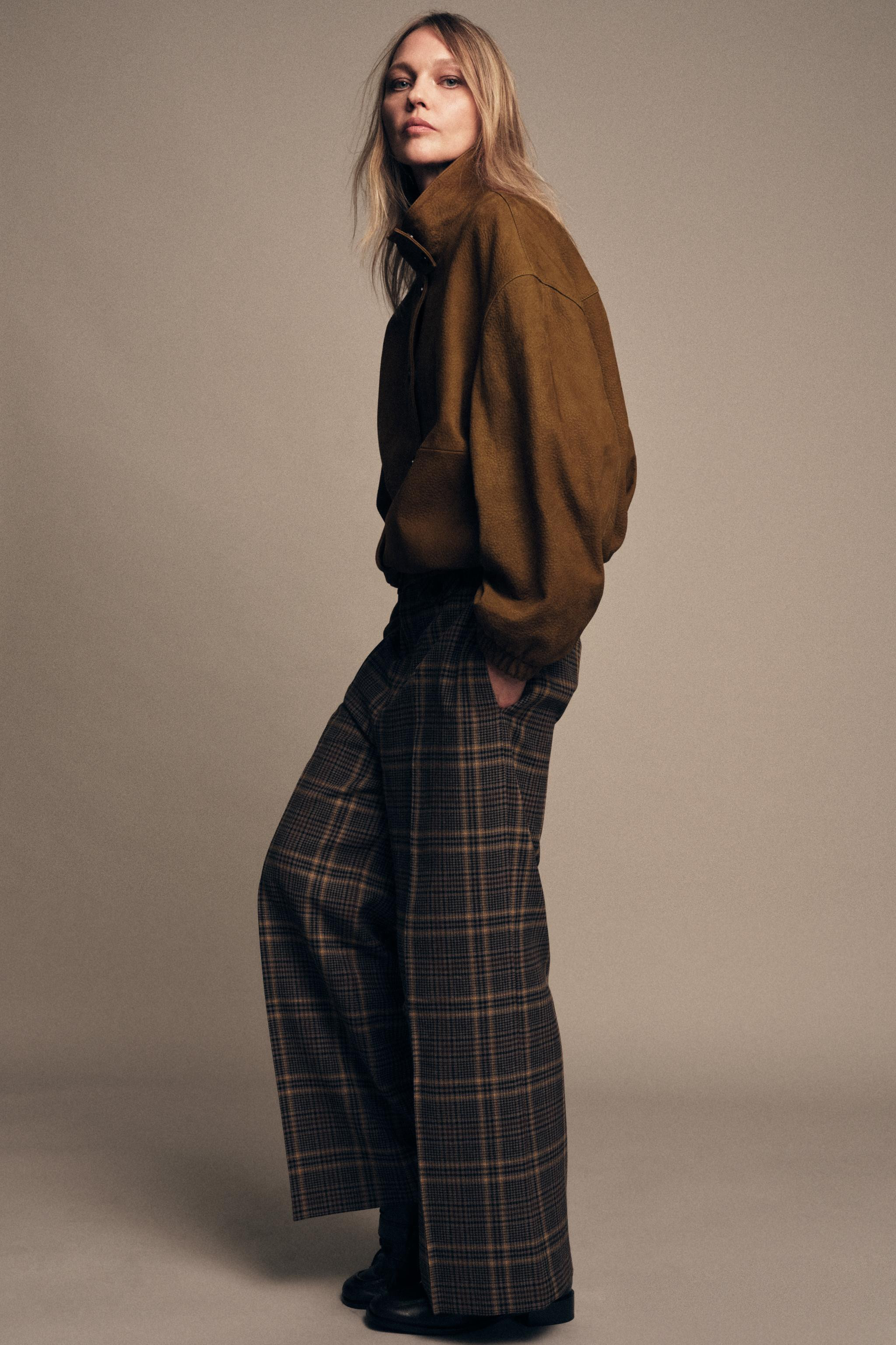 ZW COLLECTION PLAID ANKLE PANTS | Zara US