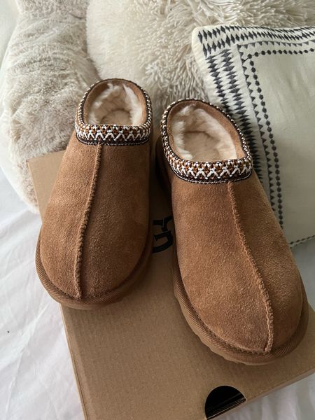 ugg slippers!!! I am a womens size 6 and I was able to order the kids size 4! and they’re $30 cheaper!!! I linked both womens and kids sizes down below 🫶🏼

#LTKunder100 #LTKstyletip #LTKkids