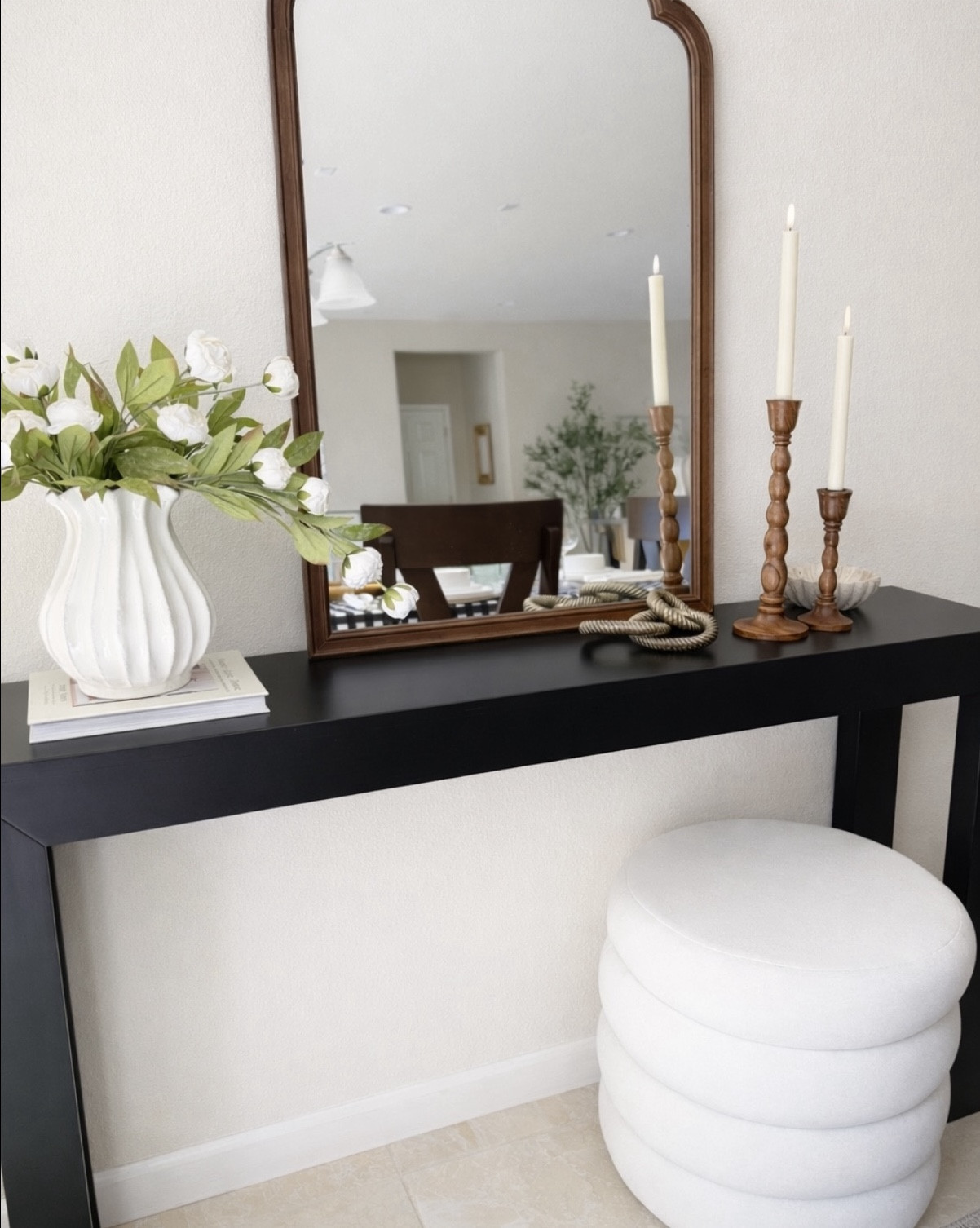 🤍 here’s what I got for the Spring Cyber Week sale — up to 80% off

Free shipping right now + ends at midnight ✨

Obsessed with the mirror, console, new plate set, and ottoman — all on such good deals

Linking these + more I’m checking out before it ends ⬇️

#LTKHome #LTKSaleAlert #LTKdayinmylife