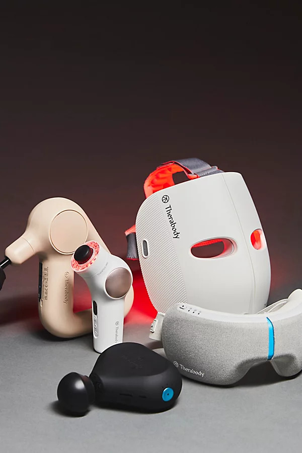 TheraFace Mask | Free People (Global - UK&FR Excluded)