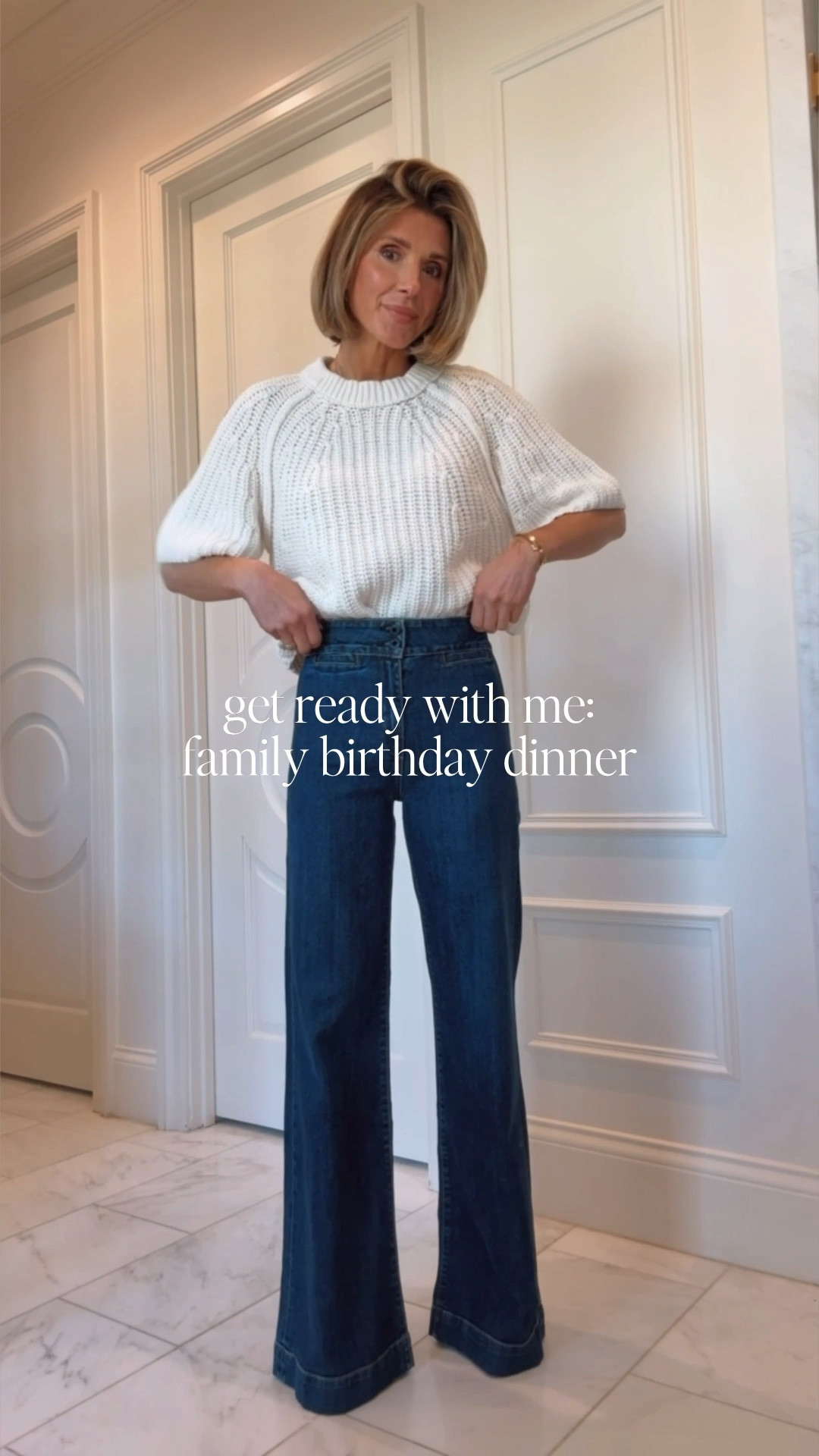 These wide leg jeans are so flattering. These fit tts I'm wearing size 25 