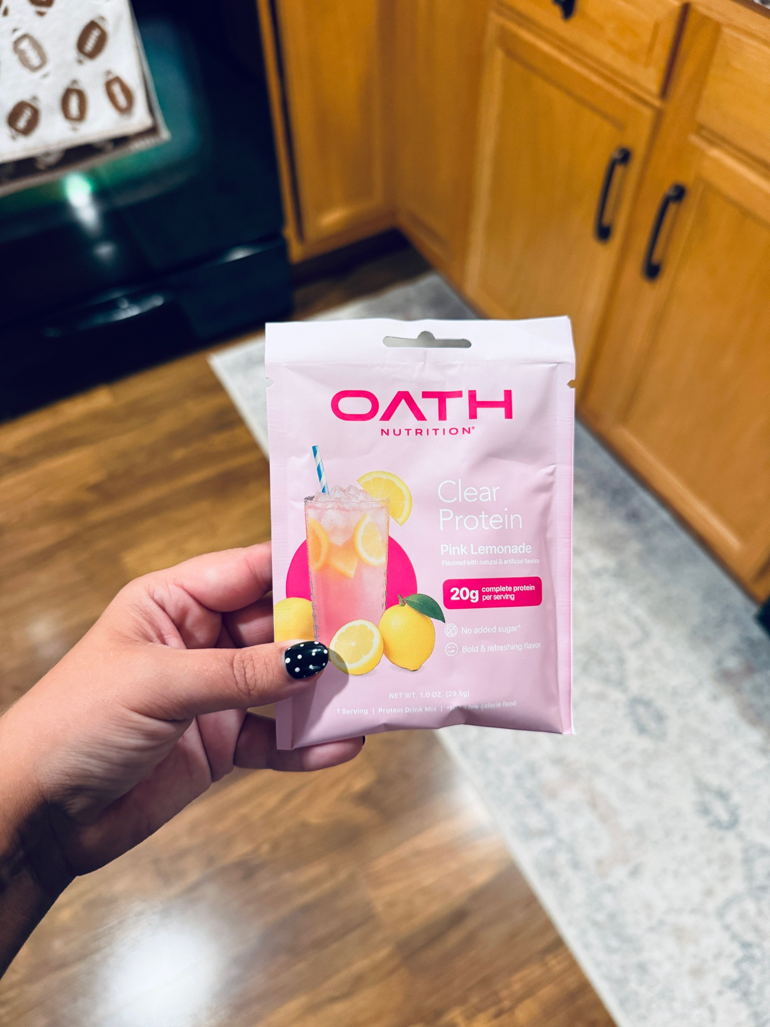 Trying out another clear protein drink mix. I have high hopes for this one based off of the great messages I got on Instagram suggesting it!