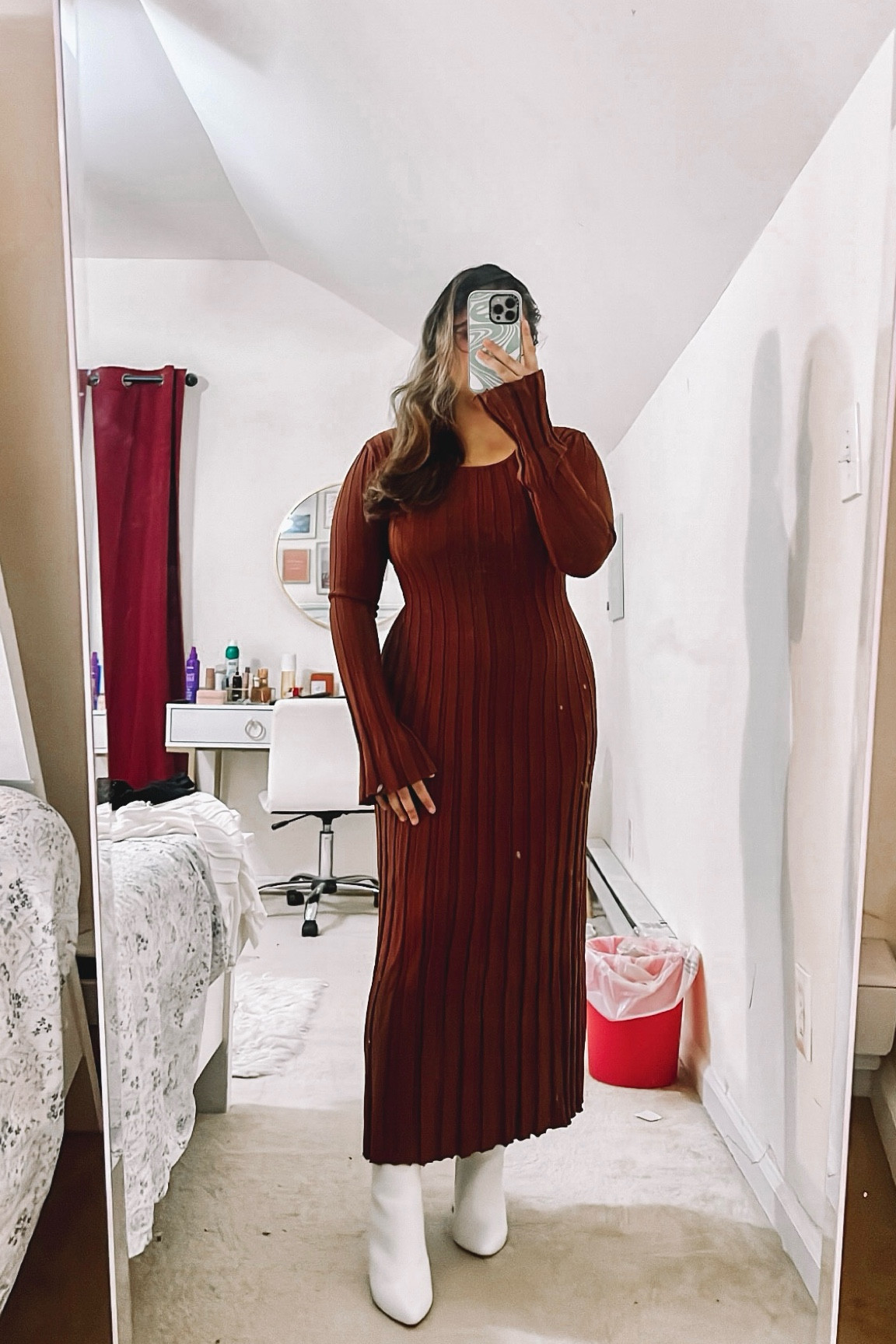 Brown ribbed maxi dress 🤎 this dress is such nice and thick material perfect for the winter and has an adjustable tie back for the waist! 

#LTKHoliday #LTKfindsunder100 #LTKstyletip