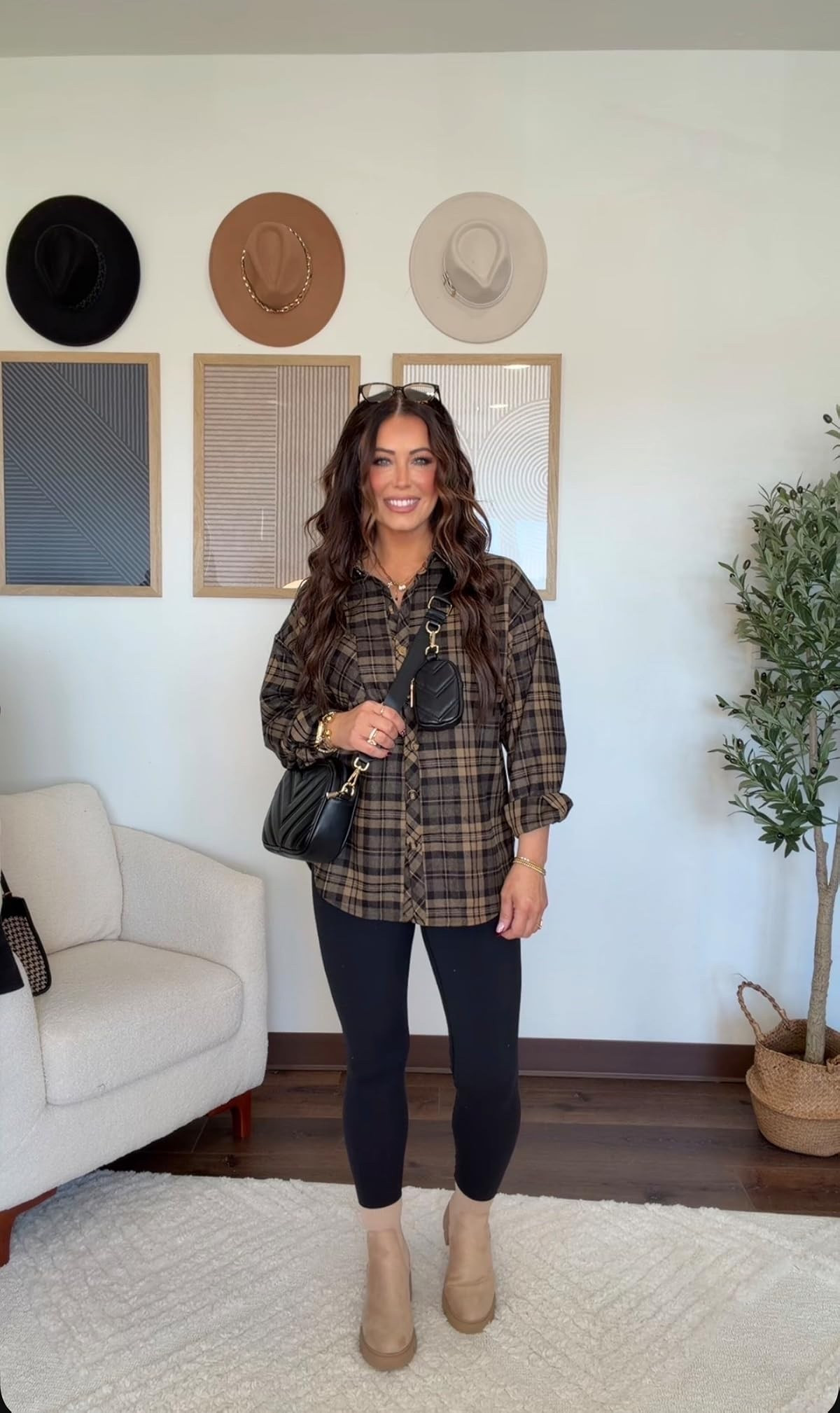 Fall uniform activated! 🍂 A plaid button-down, leggings, and neutral shoes make the easiest comfy-but-put-together fall look.
#LTKFall #FallFashion #MomStyle #FallOutfit #CasualStyle #LTKFinds #EverydayStyle