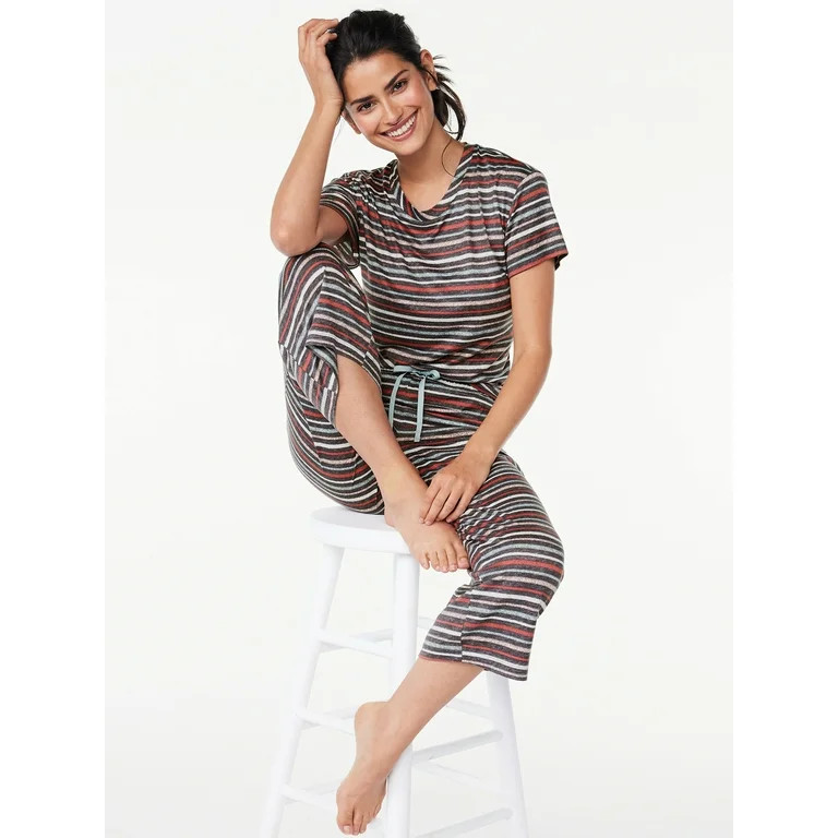 Joyspun Women's Short Sleeve T-Shirt and Cropped Pants Pajama Set, Sizes S-3X | Walmart (US)