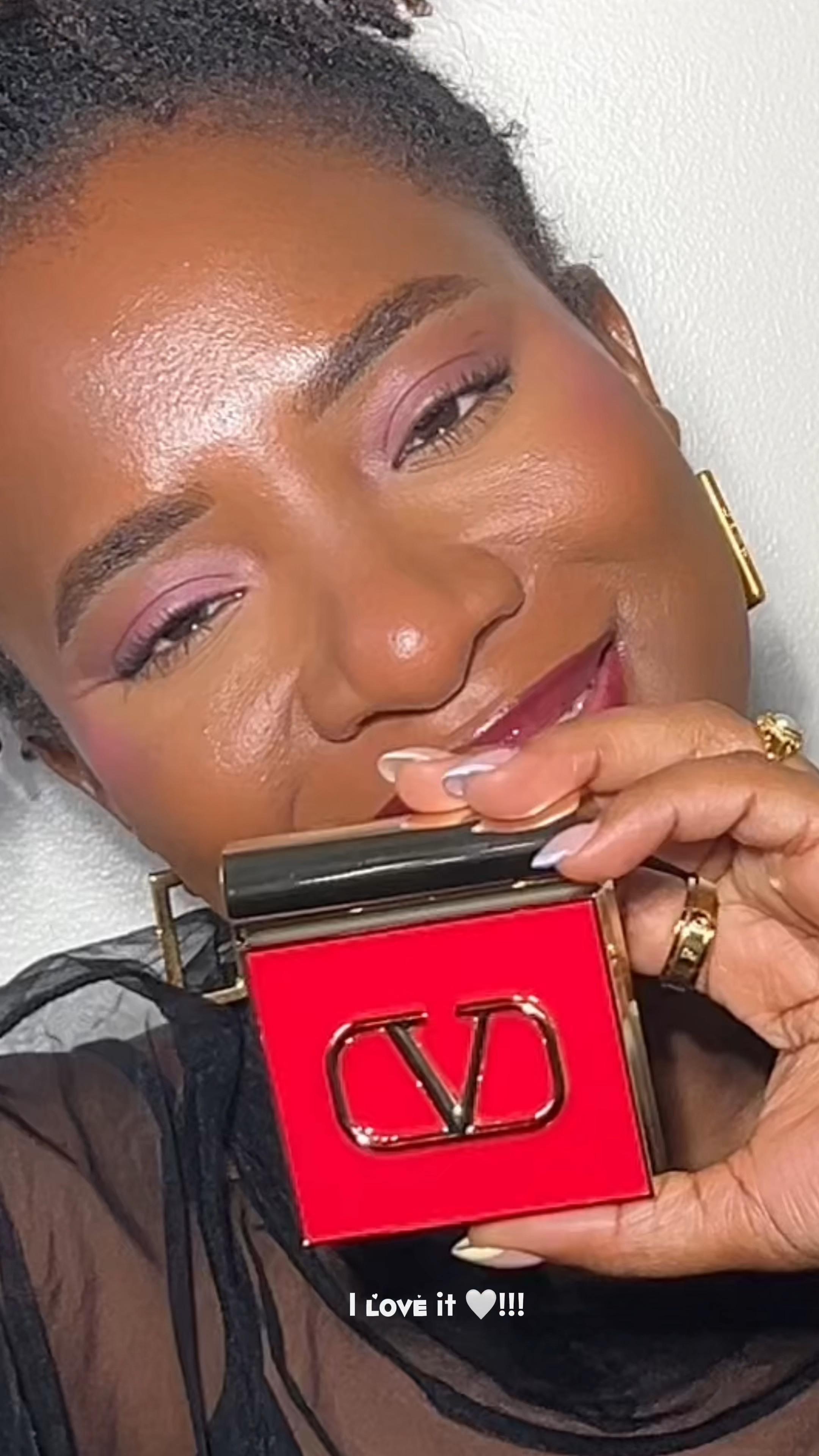 Meet your new go-to for a radiant glow! 💫✨ Valentino Beauty Eye2Cheek Eyeshadow and Blush offers versatile, buildable color for your eyes and cheeks.

#LTKBeauty #LTKVideo