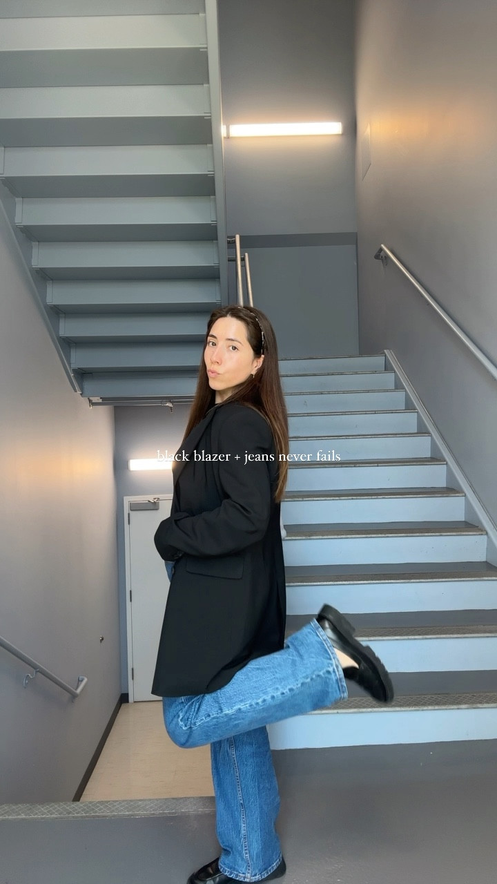 Black blazer and jeans never fails! Jeans and top from Abercrombie, blazer from H&M, shoes from Target !

#LTKPetite #LTKWorkwear