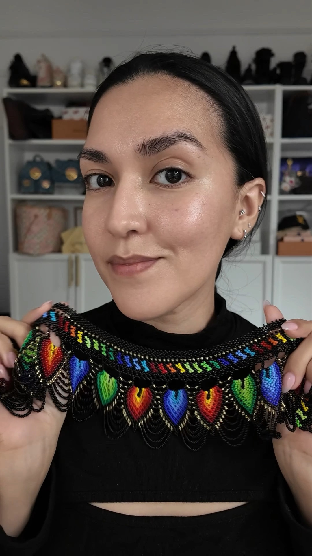 Watch me create a makeup look inspired this necklace handmade by indigenous women of the Ecuadorian Amazon. To me, it's giving Fall leaves. What do you think?

Products Featured:
@bkbeauty brushes
@pradosbeauty Eye Shadow Palette
@bareminerals Eye Pencil in Garnet
@urbandecaycosmetics Ink Liquid Liner
@nars Eye Pencil
@sephora Lash Curler
@pradabeauty Mascara

#DomesticatedMe
------------------------
Mírenme crear un look de maquillaje inspirado en este collar hecho a mano por mujeres indígenas de la Amazonía ecuatoriana. Para mí, es como un toque de otoño. ¿Qué les parecen?

Productos destacados:
Brochas de #bkbeauty
Paleta de sombras de #pradosbeauty
Lápiz de ojos de #bareminerals
Delineador de ojos de nars
Delineador de ojos liquido de #urbandecaycosmetics
Rizador de pestañas de #sephora
Rímel de #pradabeauty

#IndigenousPeoplesDay #IndigenousMade #GRWM #MakeupReels #MakeupTutorial #EcuadorianJewelry

#LTKSeasonal #LTKBeauty