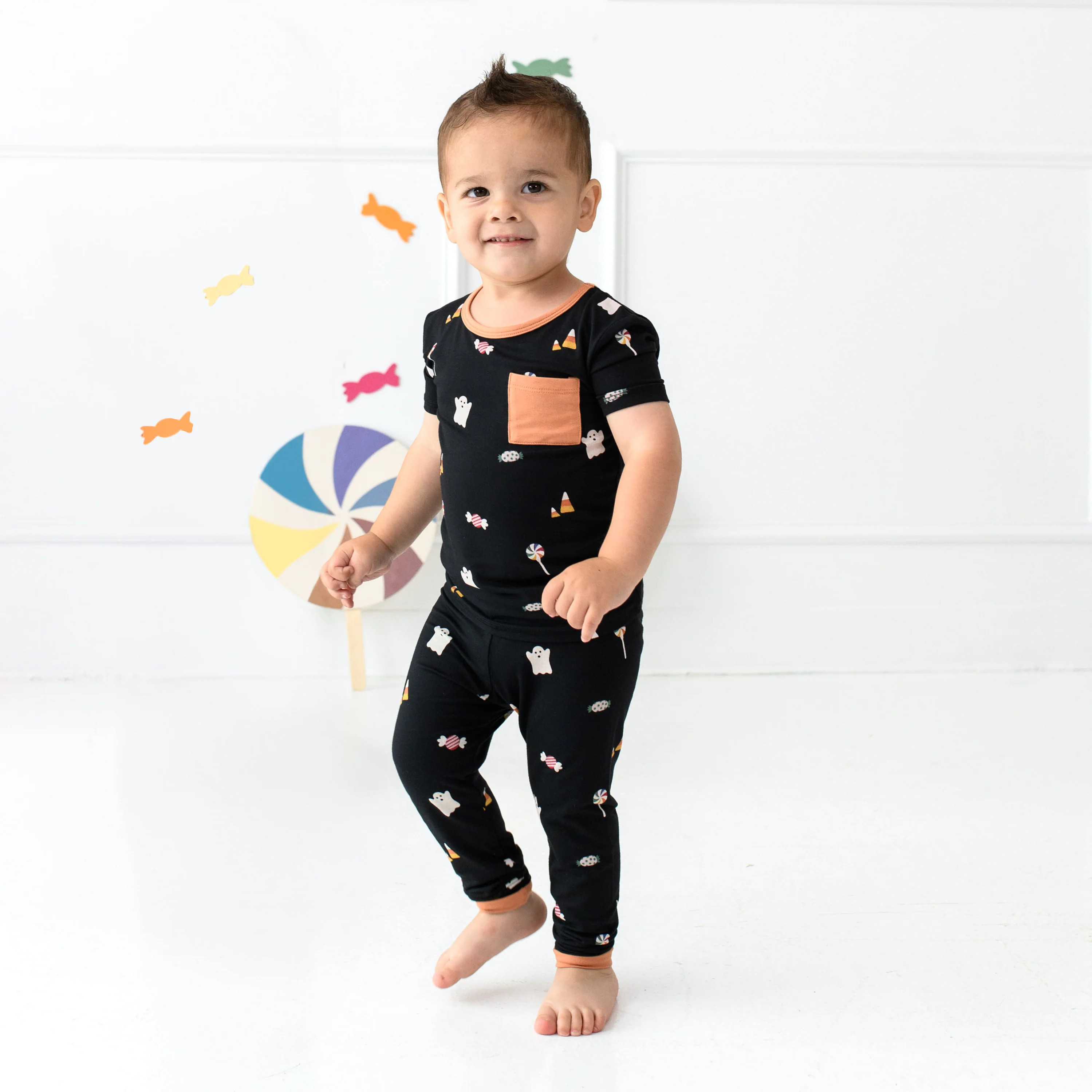 Short Sleeve with Pants Pajamas in Trick or Treat | Kyte BABY