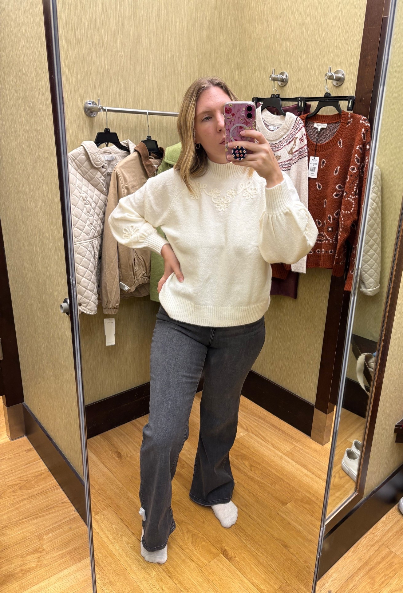 Kohl’s Fall Try On 🍂

•Sweater is size L
•Pants are size 8


(5’7 165)

#LTKSeasonal #LTKMidsize #LTKFallSale